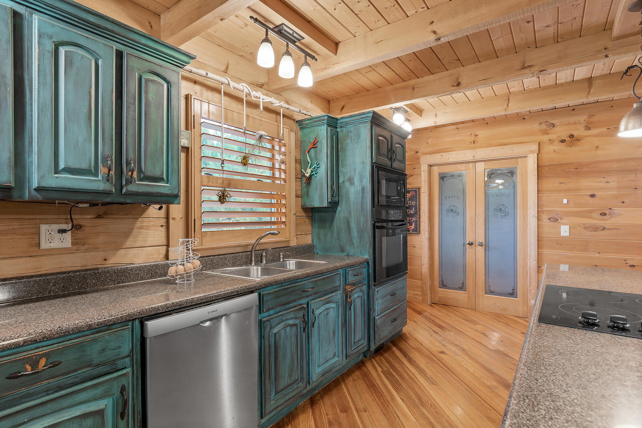 596 Hamil Hollow Road