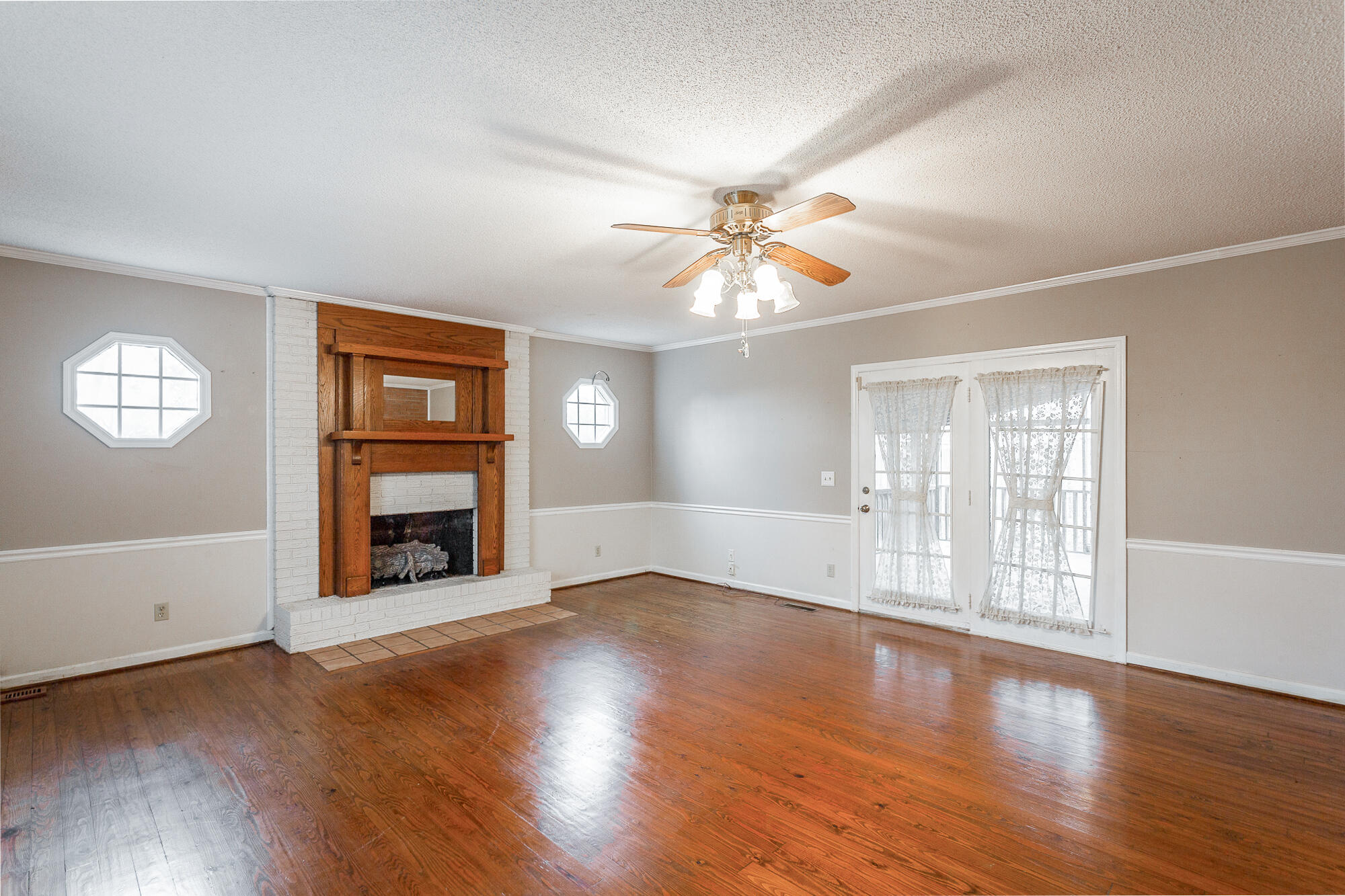 126 Mundy Drive