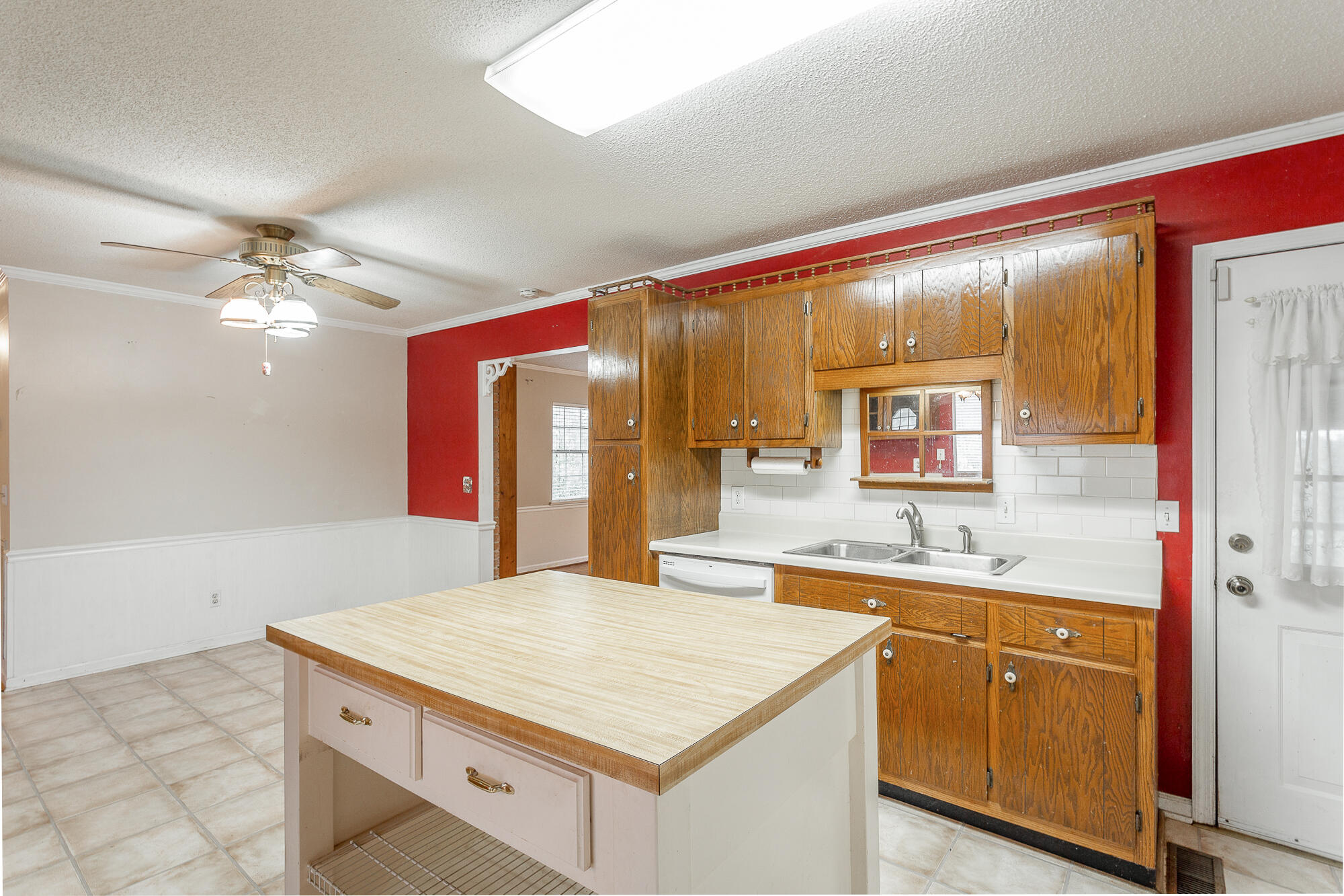 126 Mundy Drive
