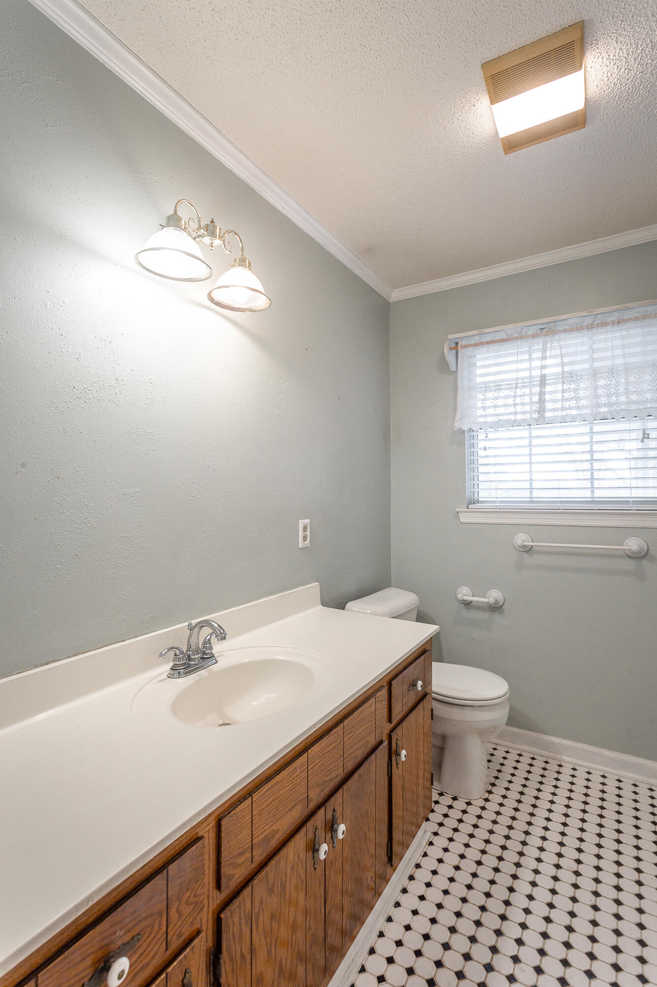 126 Mundy Drive