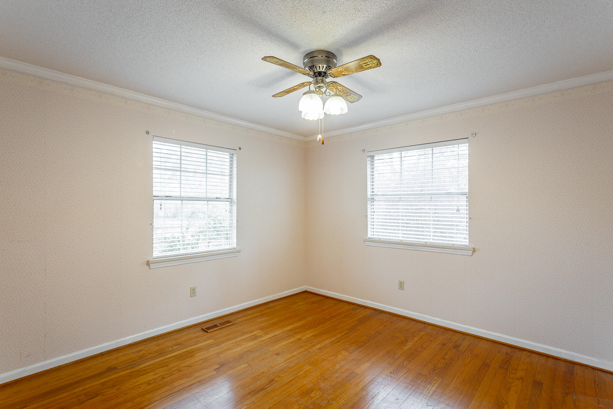 126 Mundy Drive