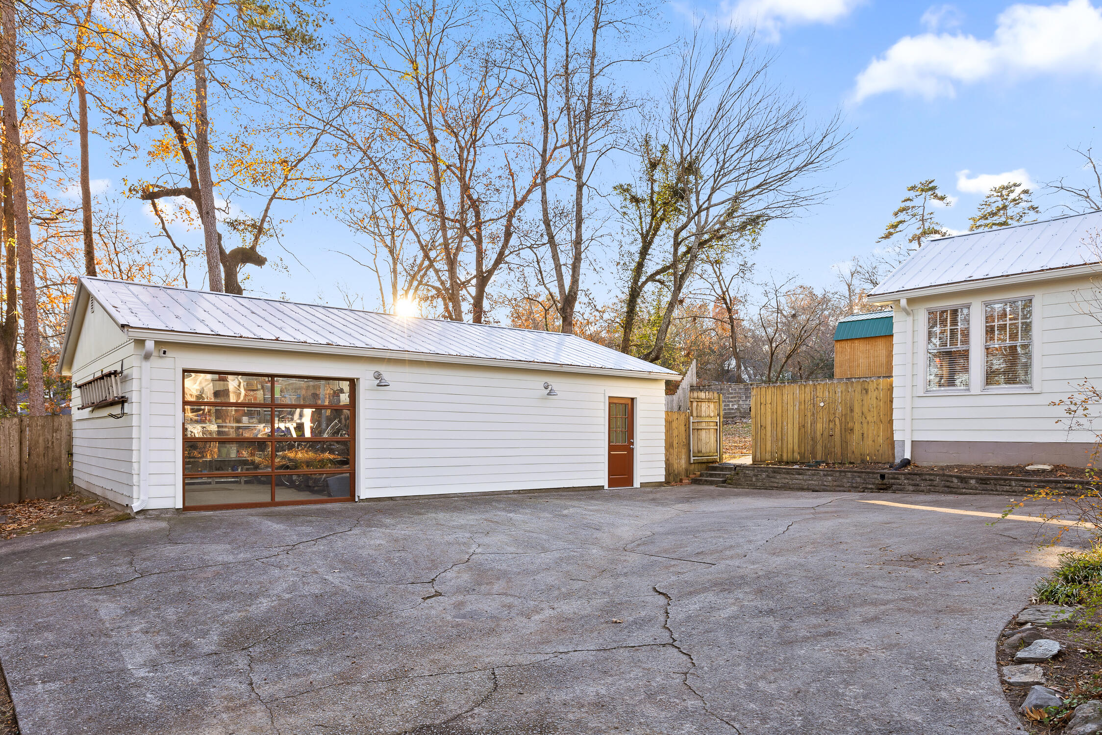 3918 Conner St
