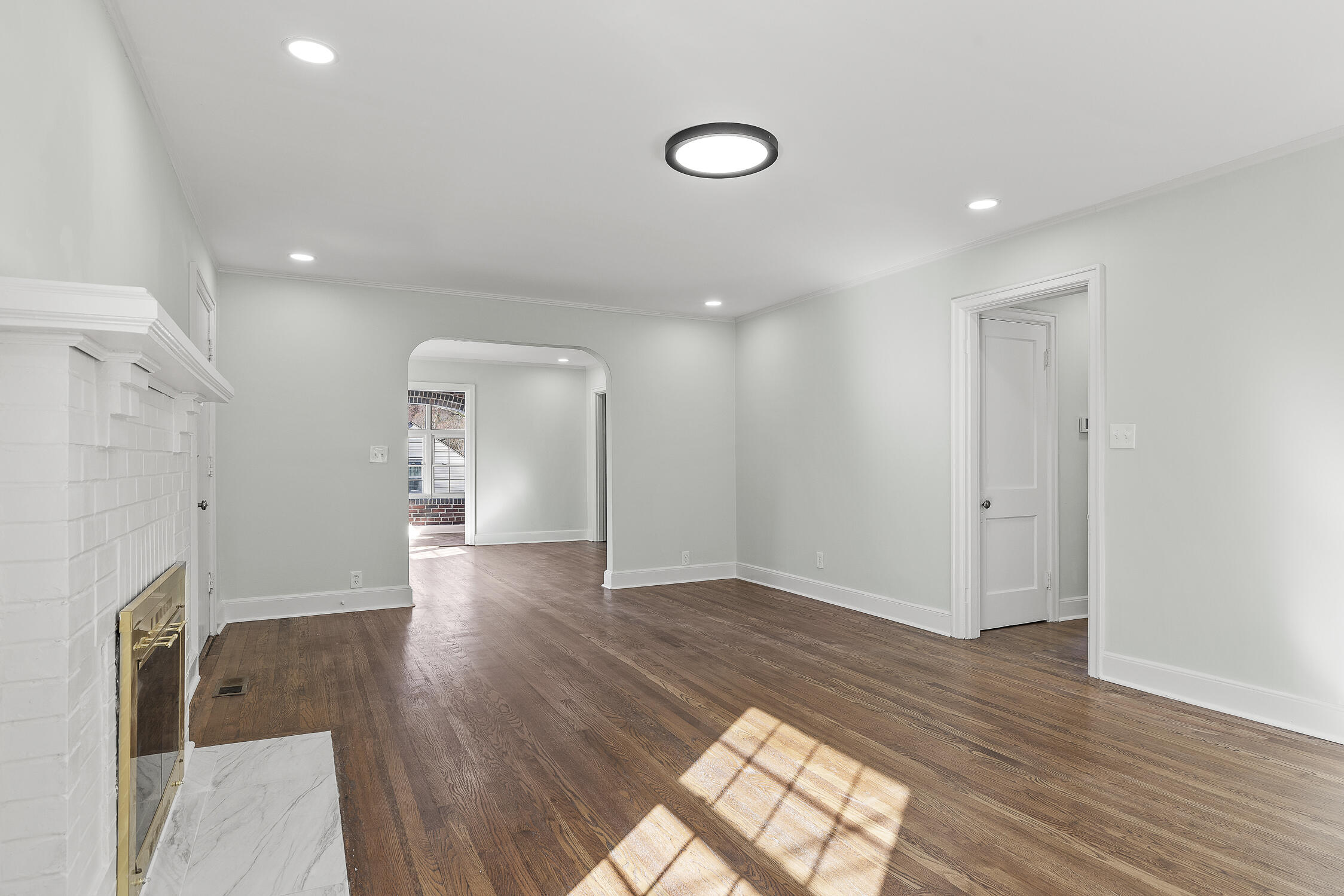 207 Forsythe Street