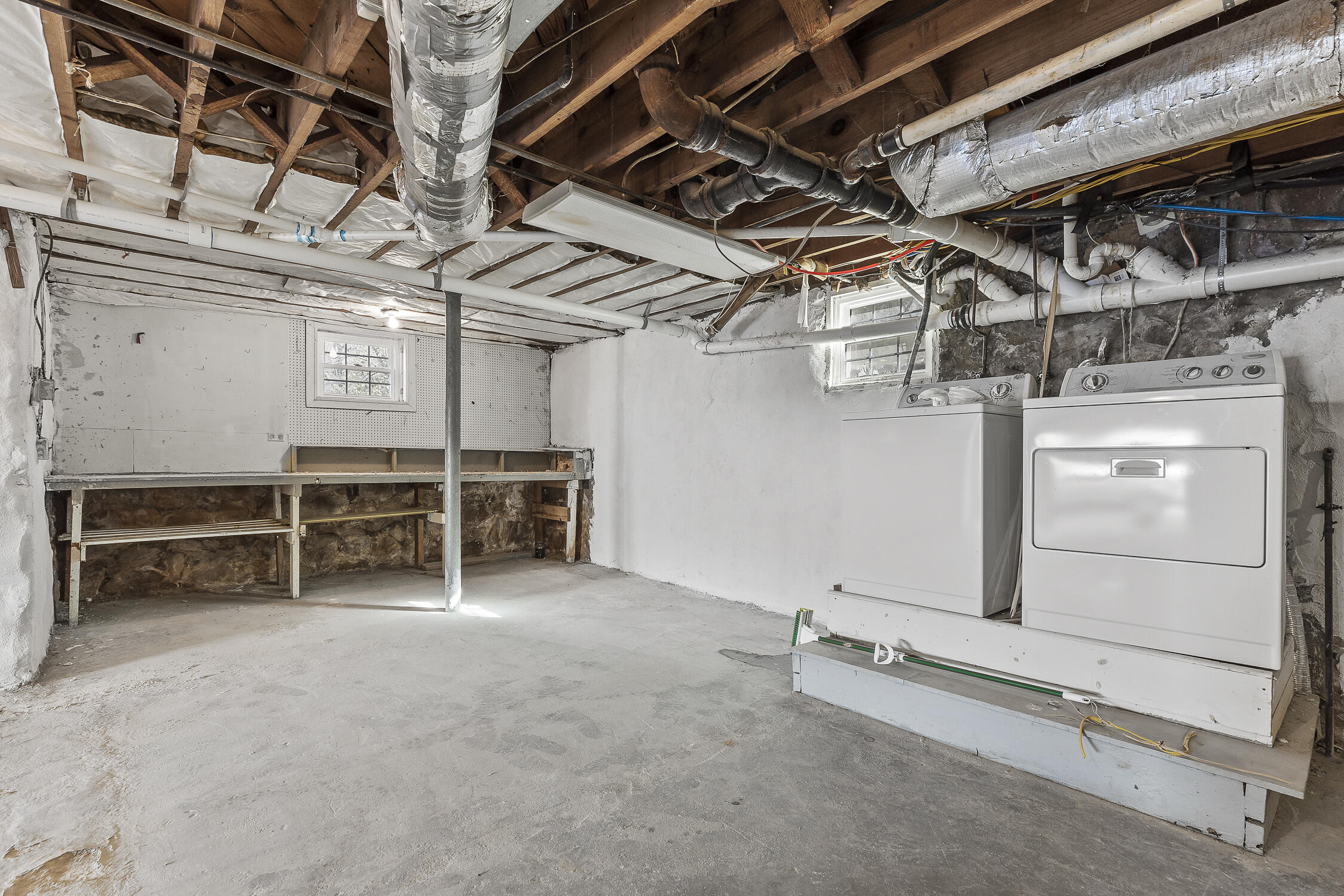 207 Forsythe Street