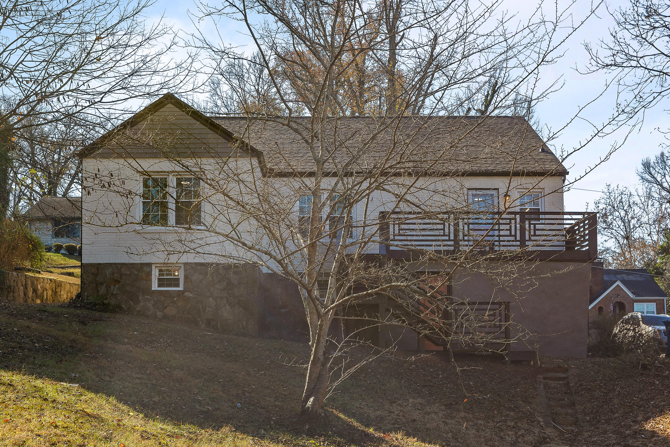 207 Forsythe Street