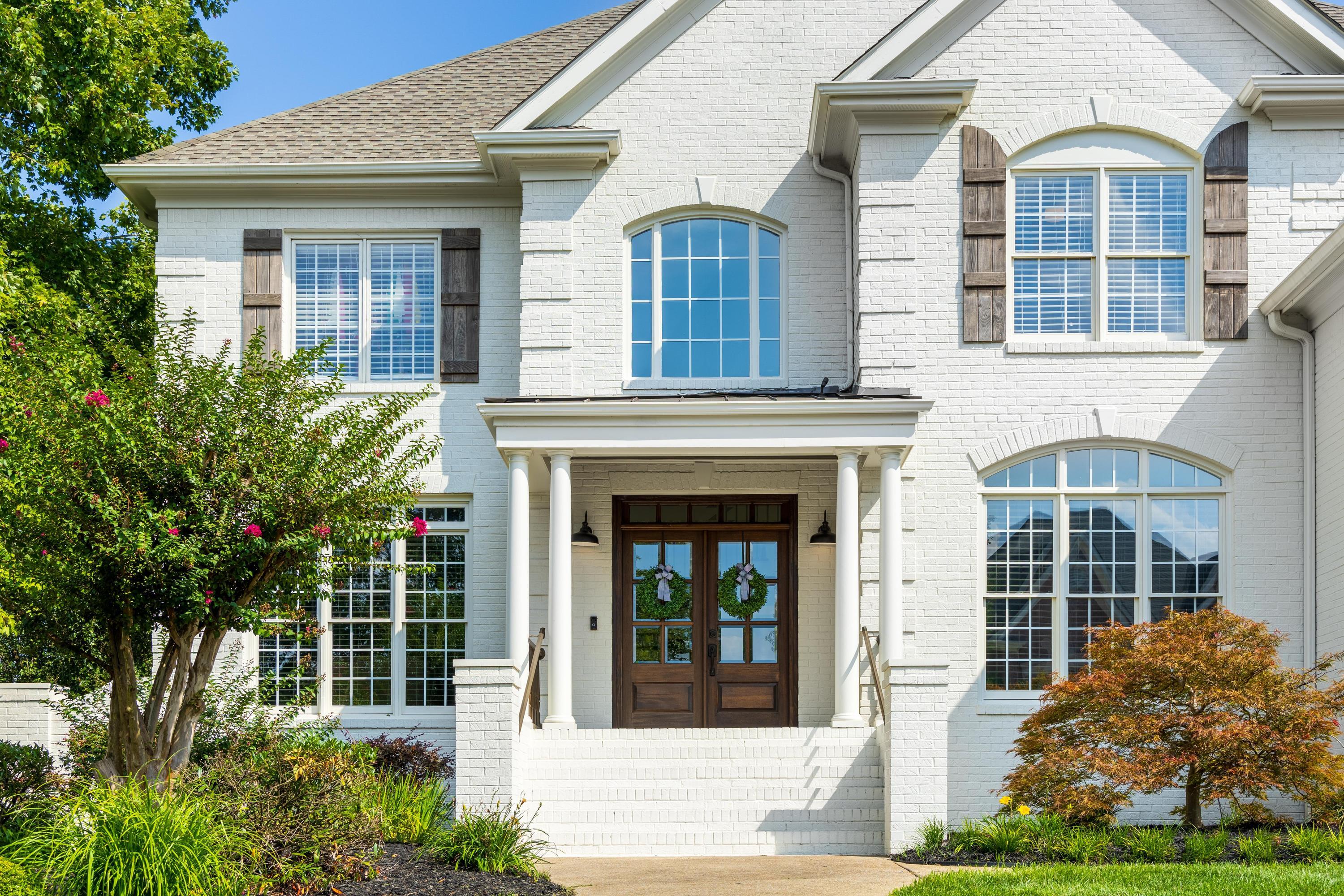 9337 Windrose Circle
