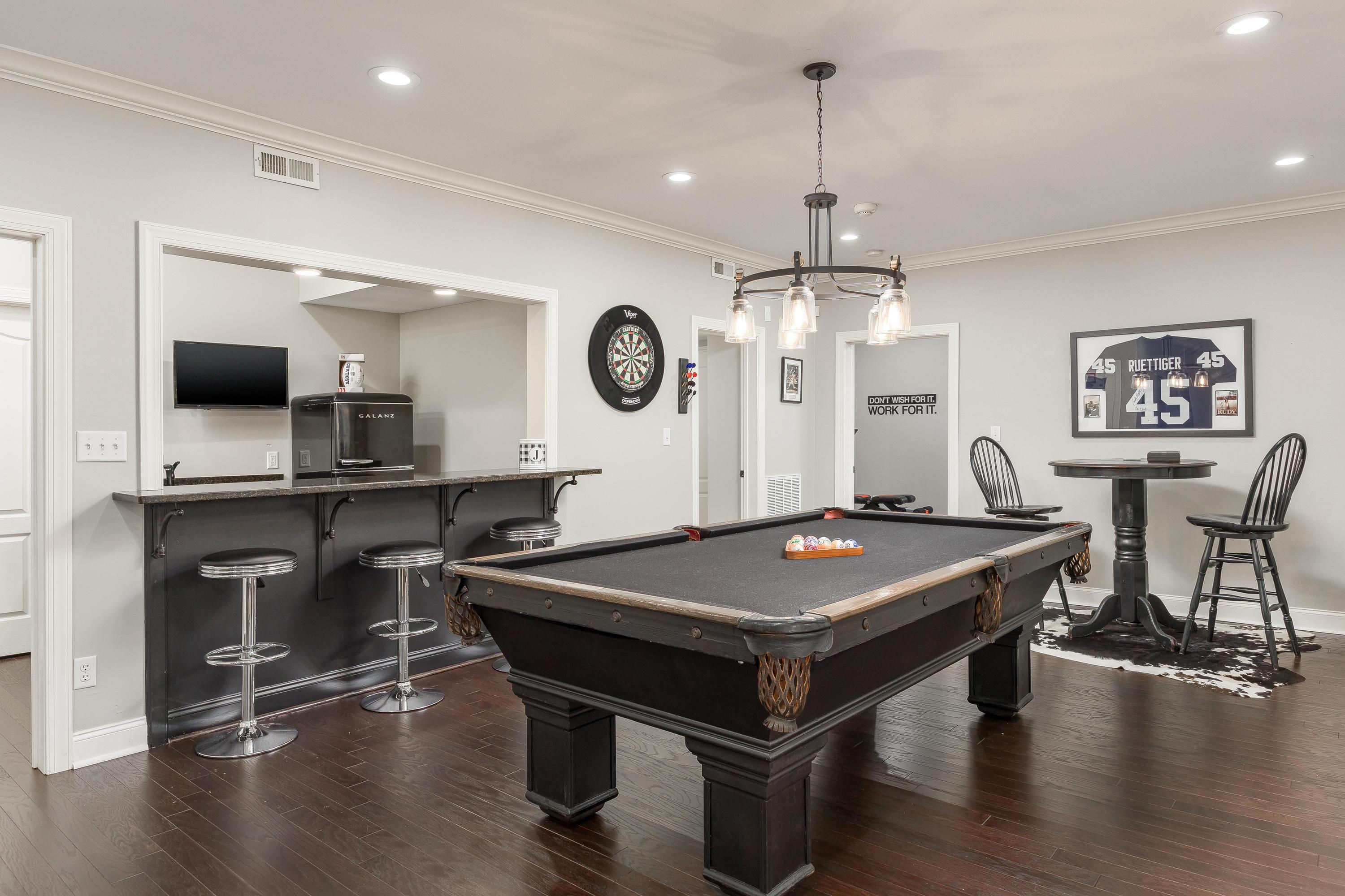 9337 Windrose Circle