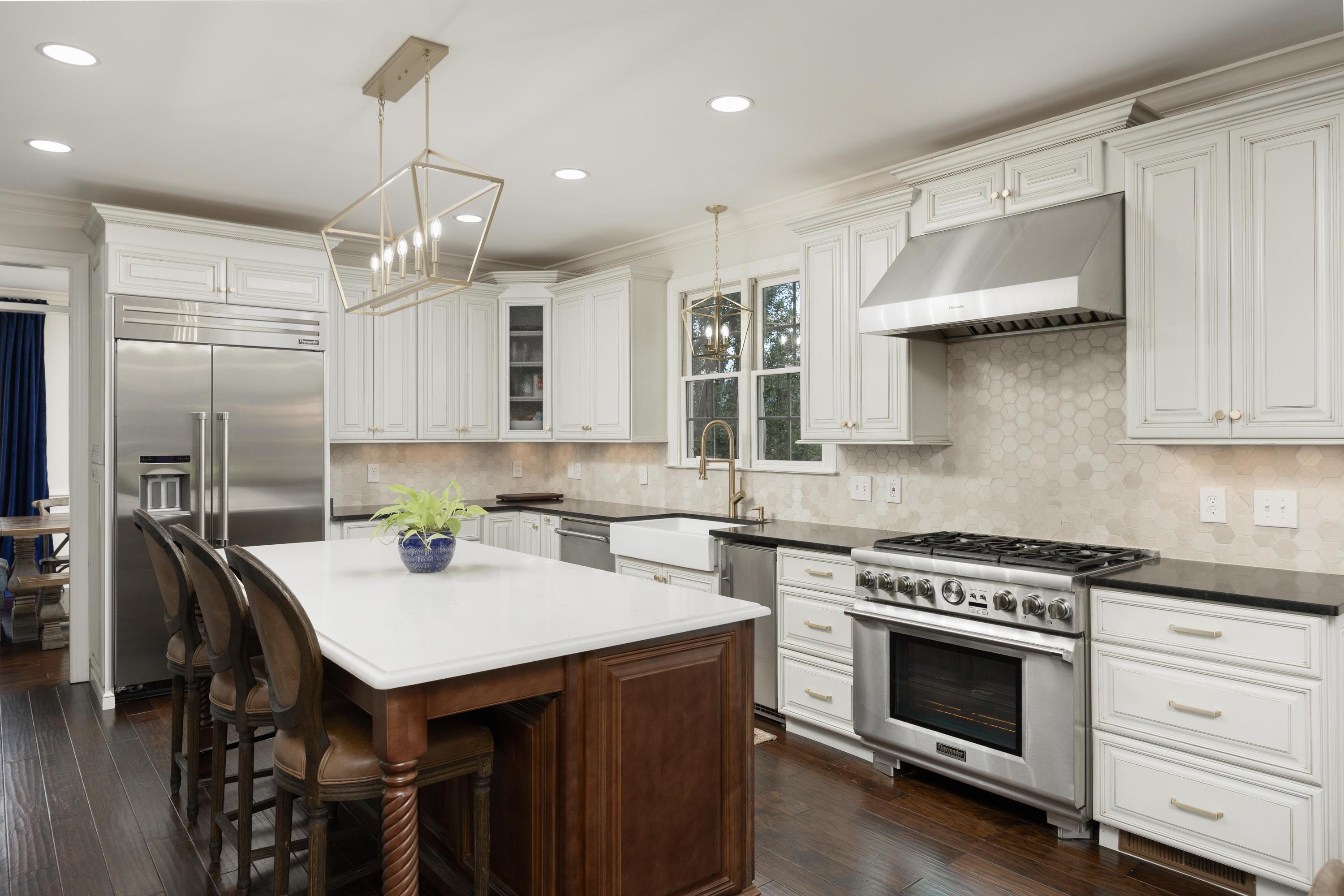 9337 Windrose Circle