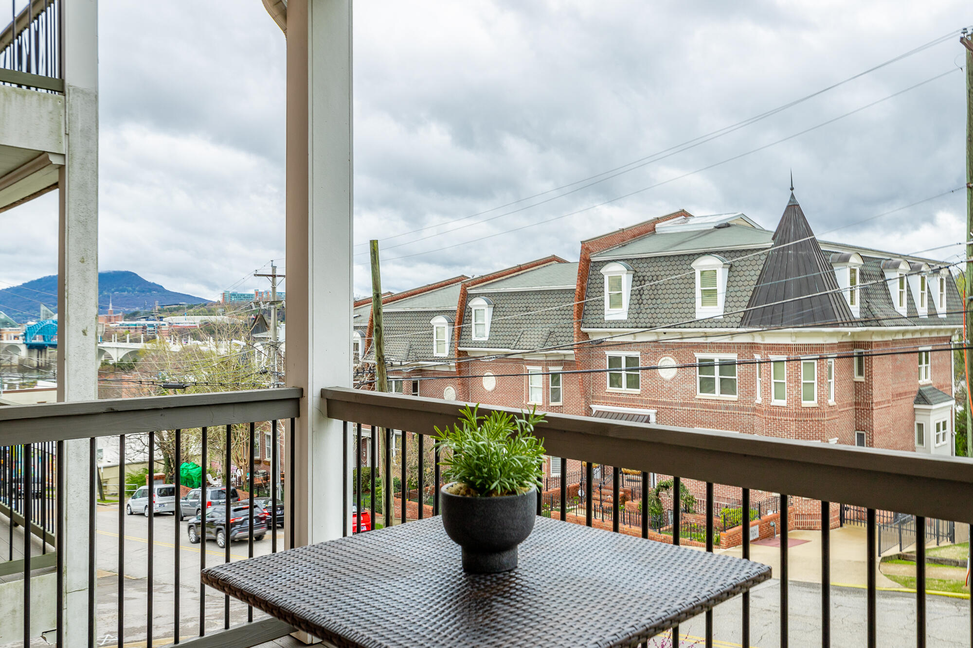 221 Delmont St, #223