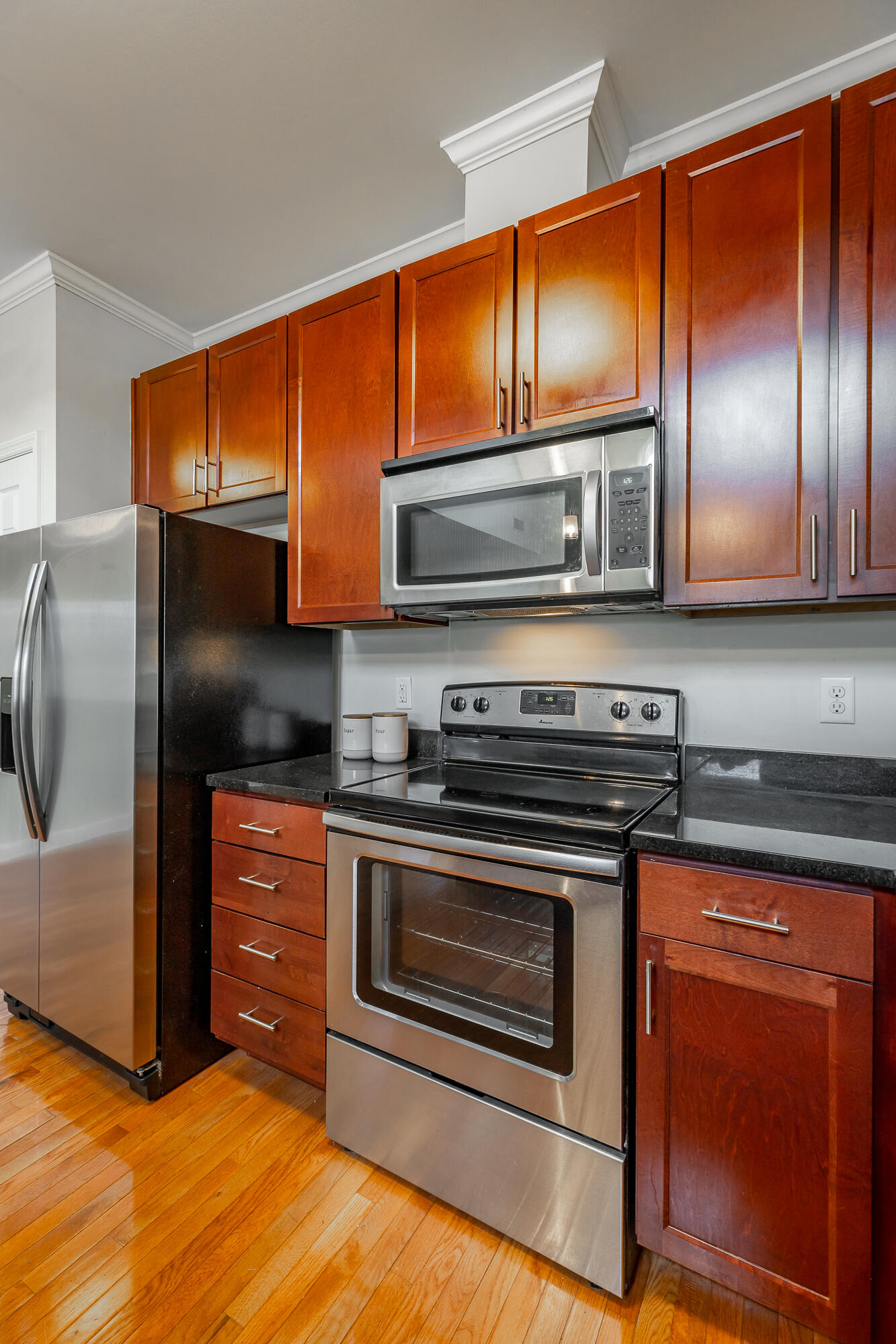 221 Delmont St, #223