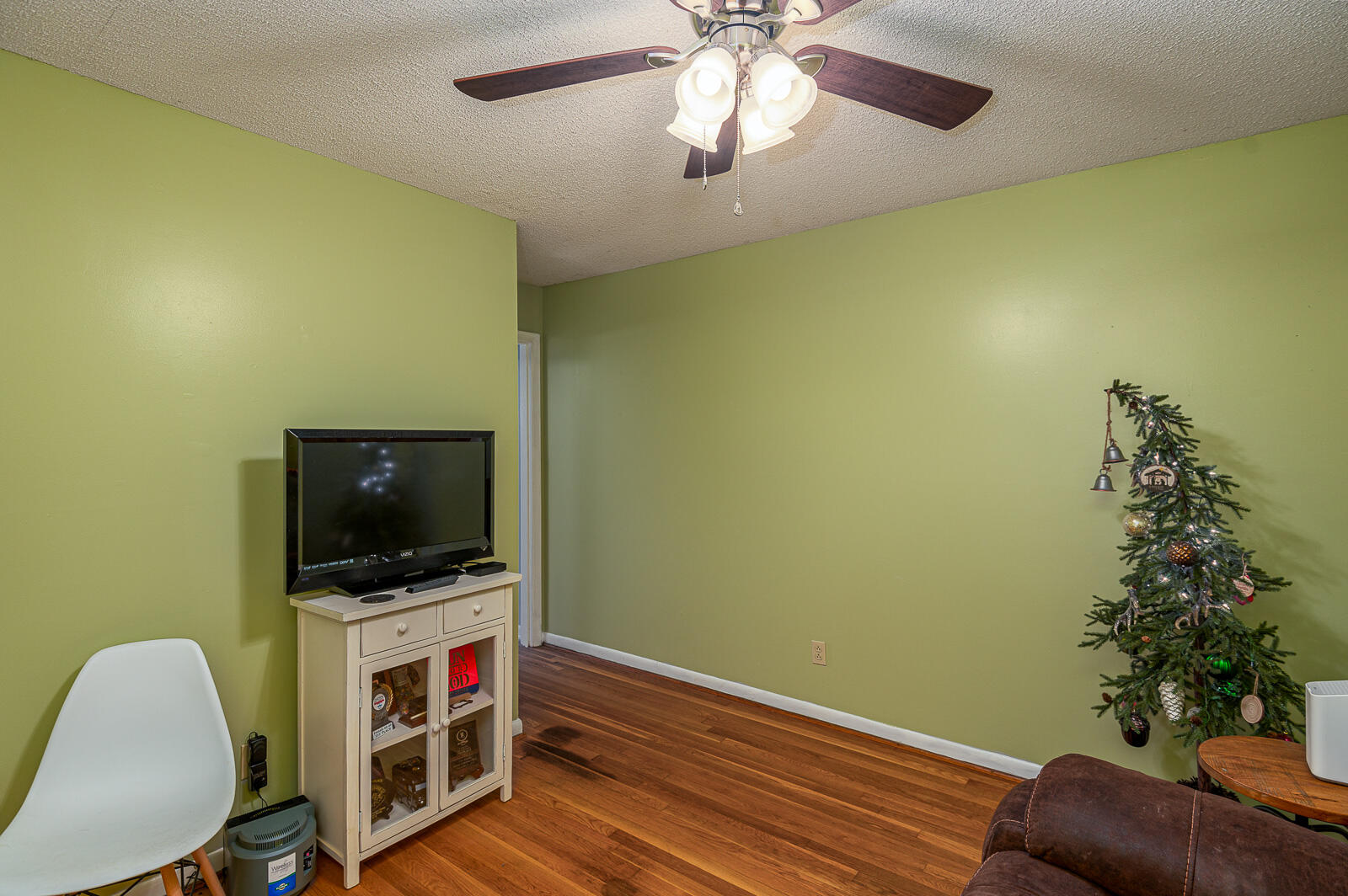 155 Waverly Drive