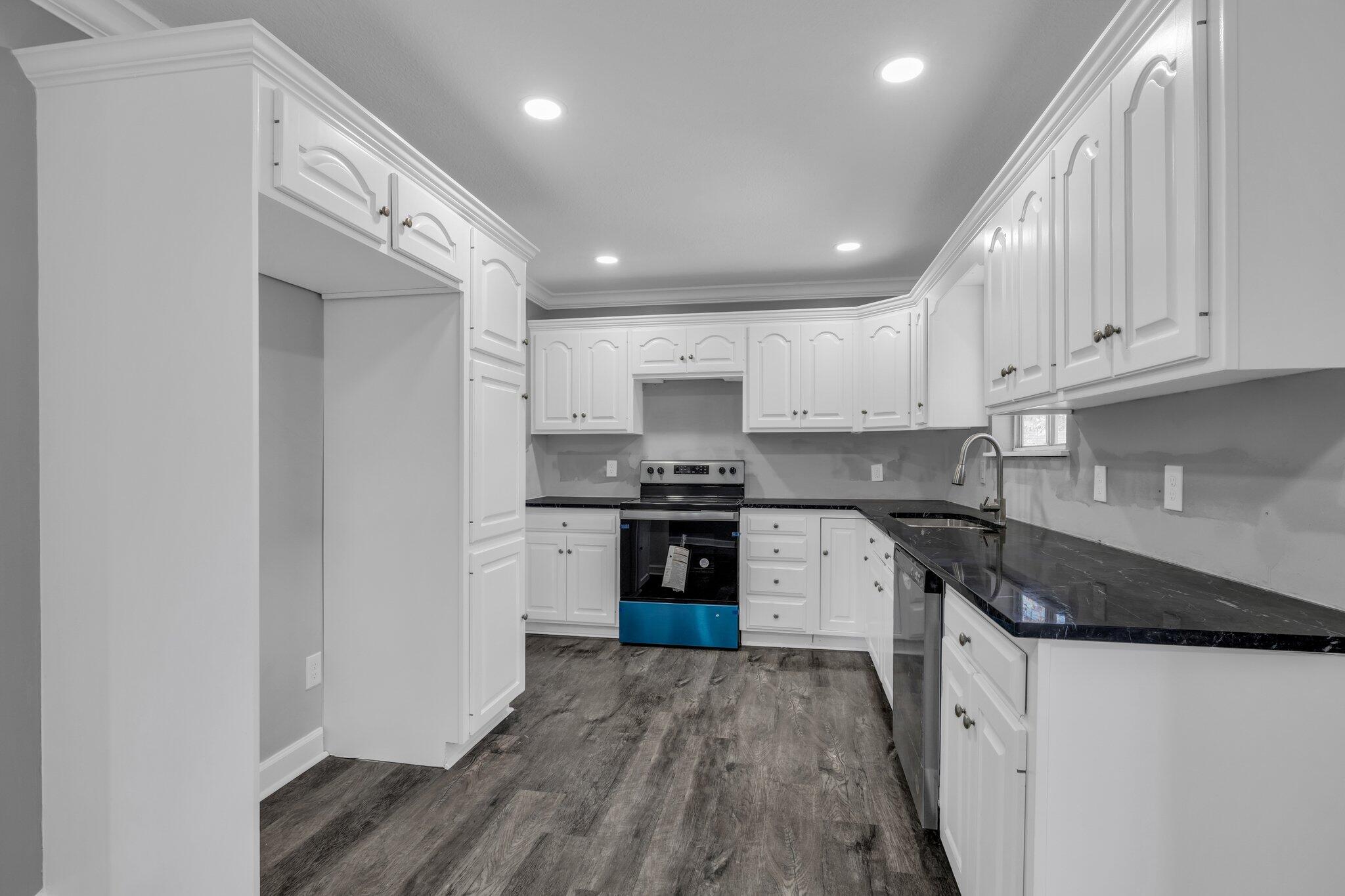 4318 Katie Kim Ln