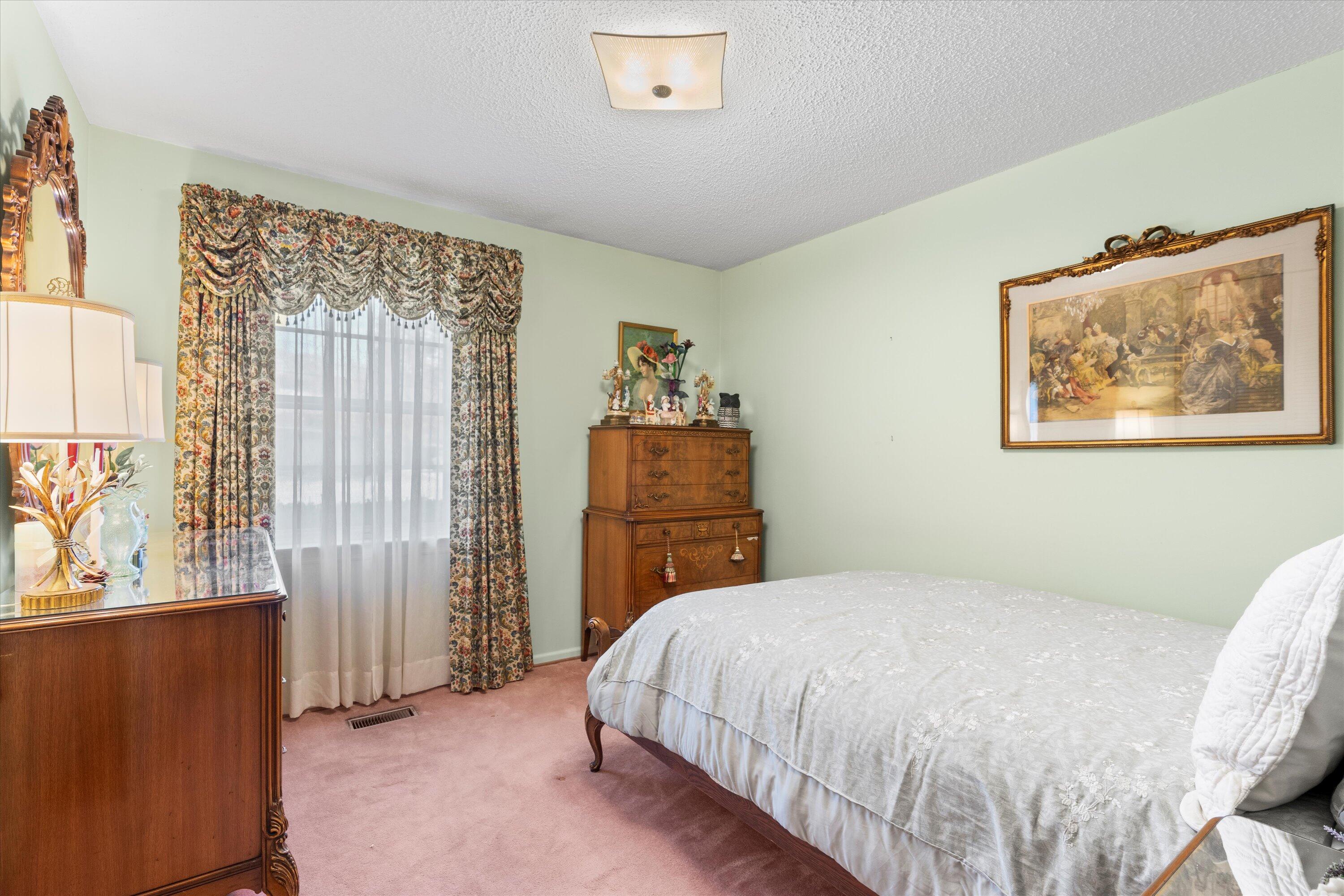 1509 Kippy Drive
