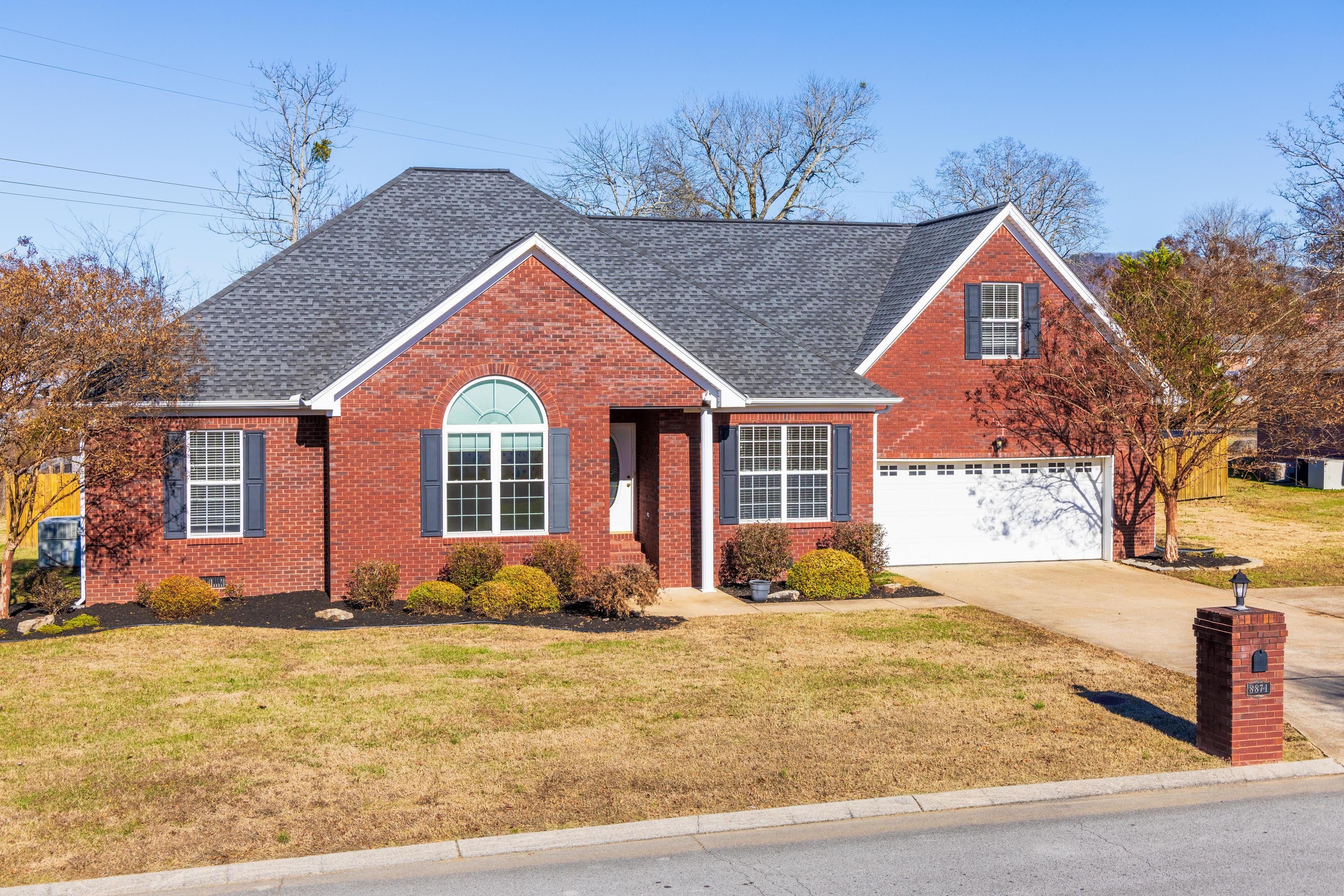 8871 Streamside Drive