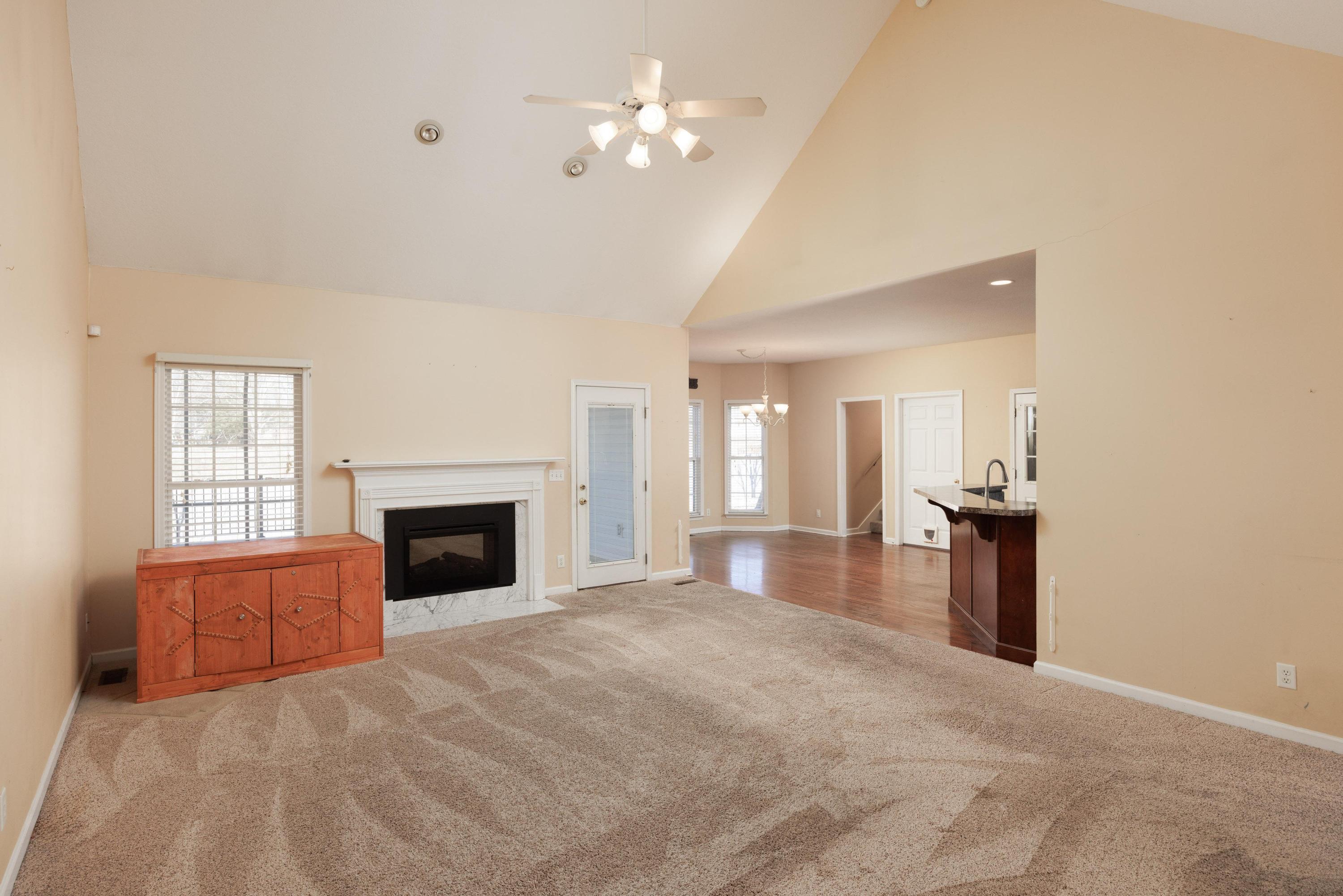 8871 Streamside Drive