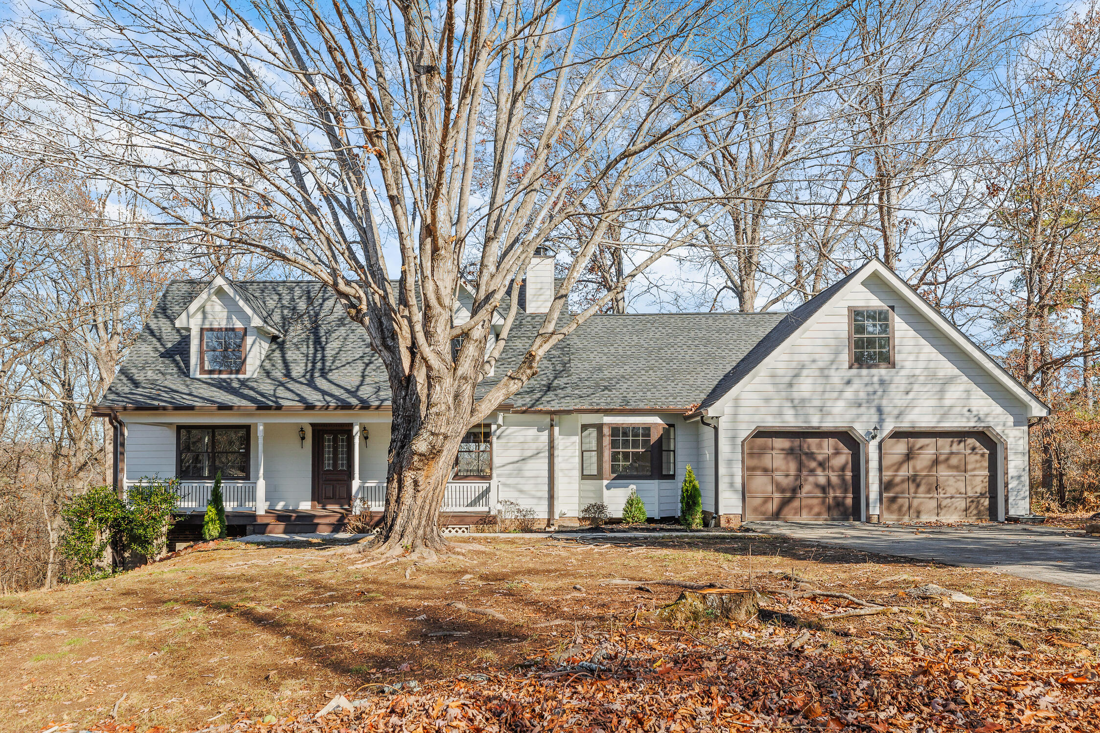 6525 Lake Shadows Cir