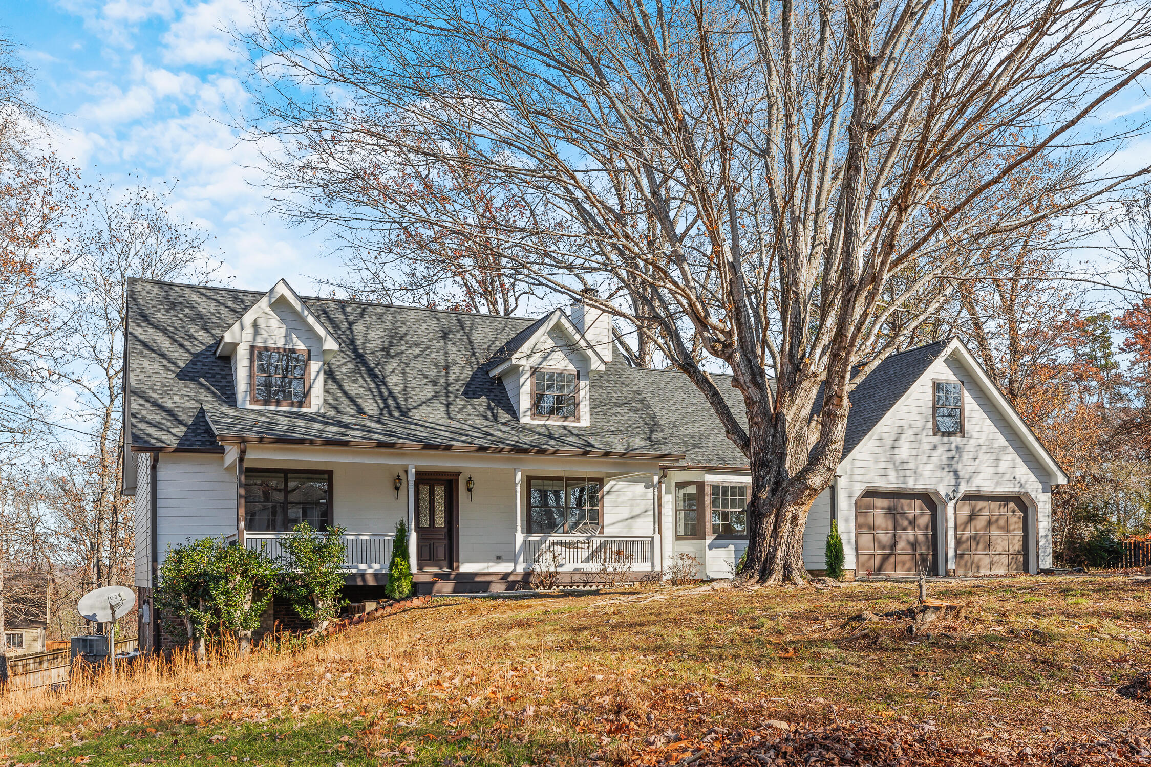 6525 Lake Shadows Cir