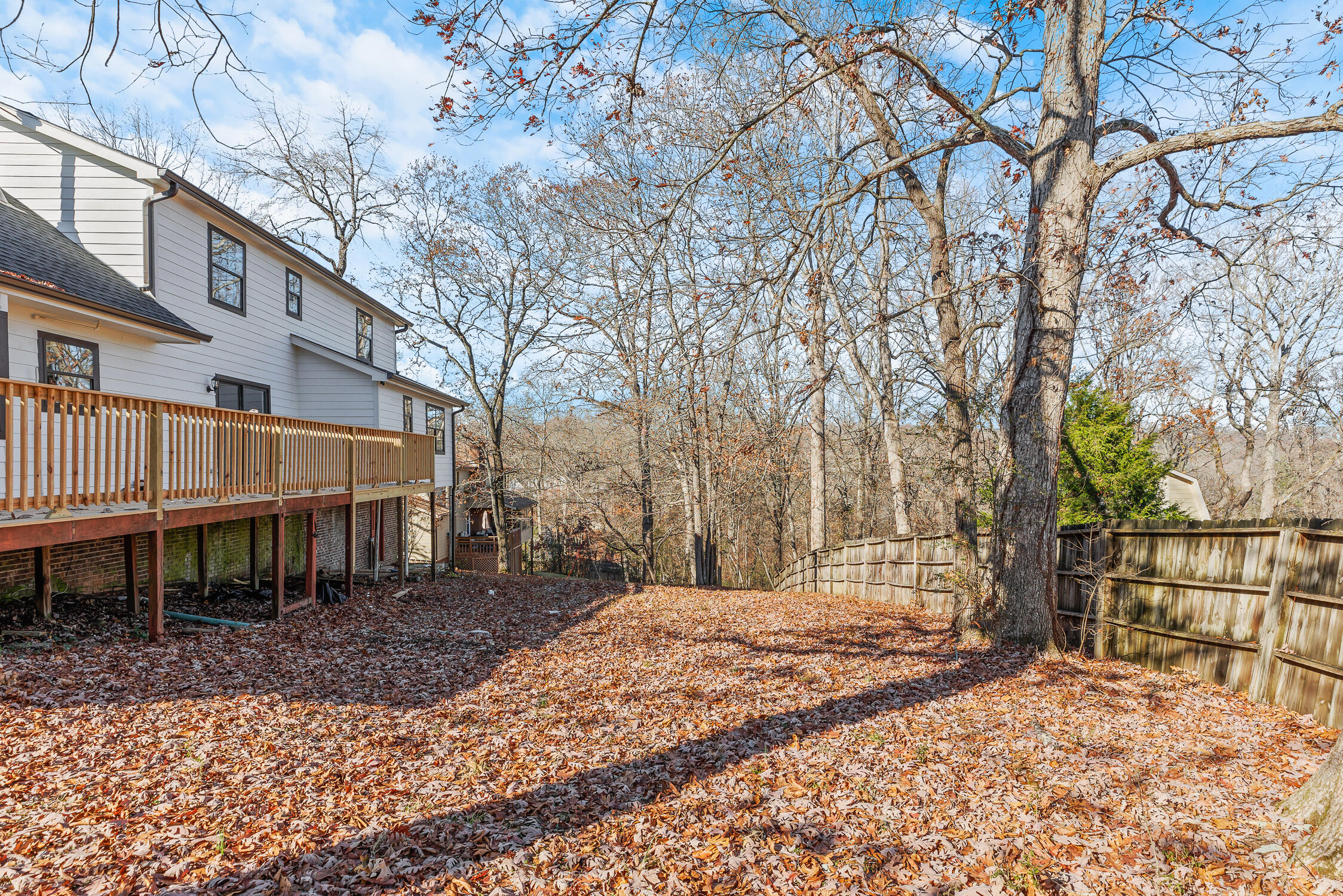 6525 Lake Shadows Cir
