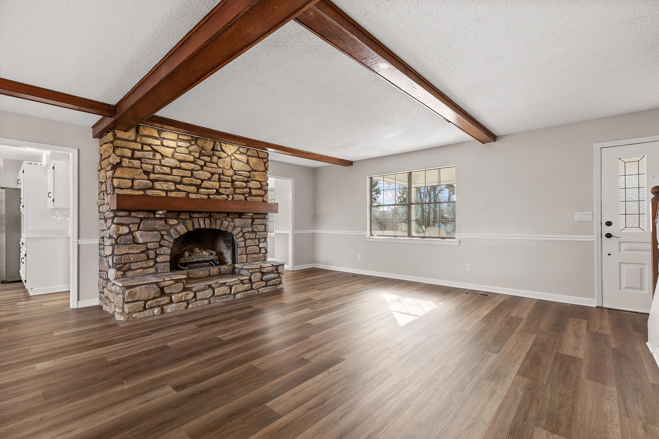 6525 Lake Shadows Cir