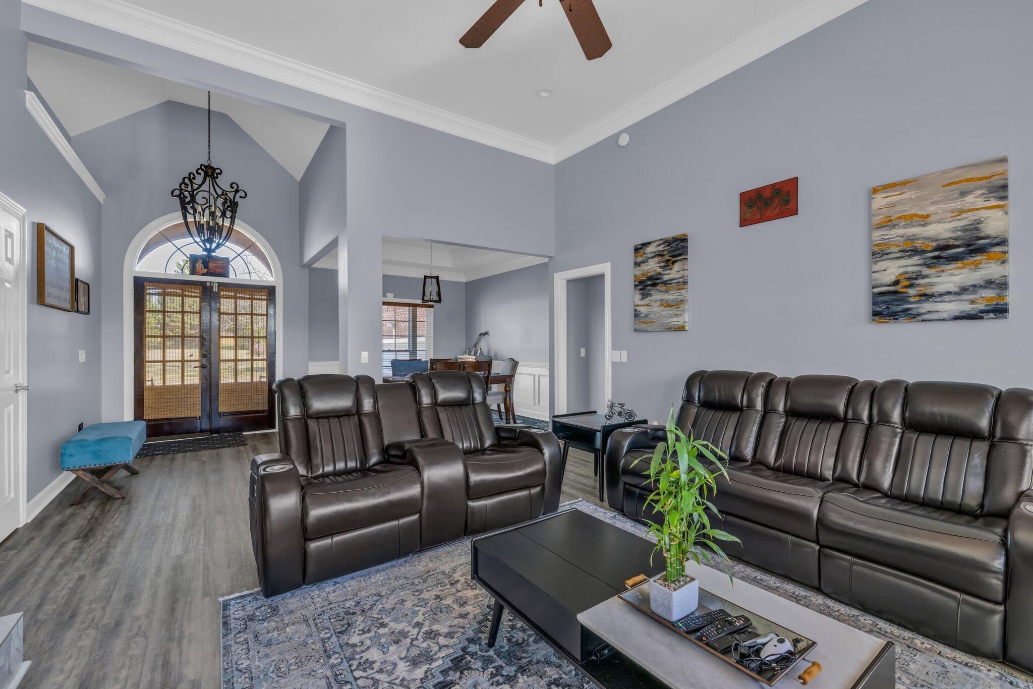 759 Norfolk Green Circle