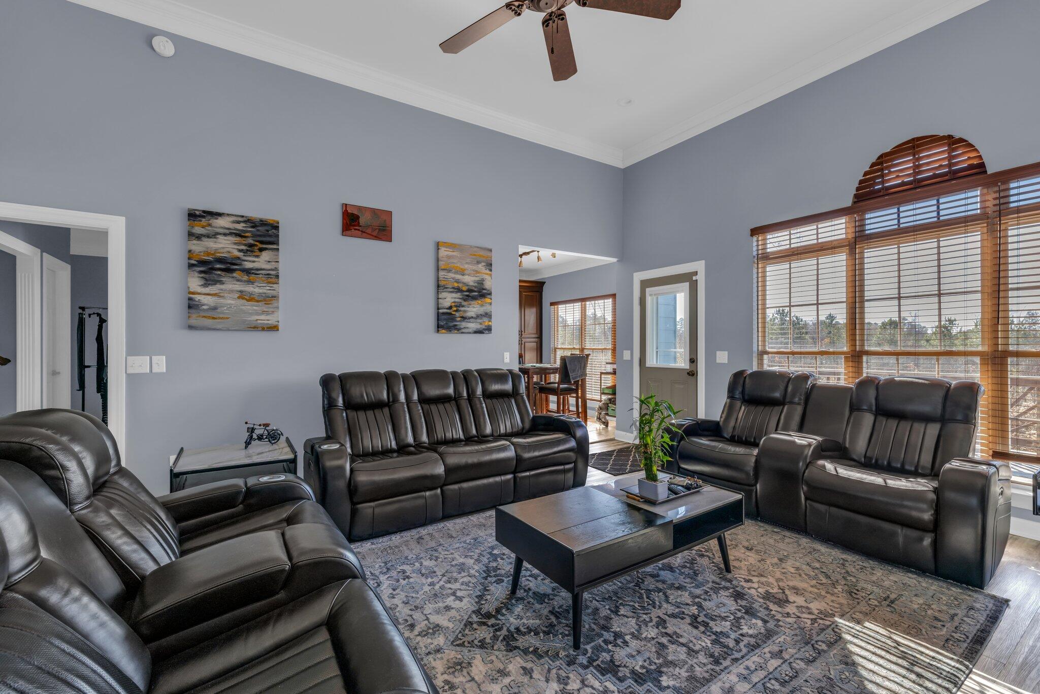 759 Norfolk Green Circle