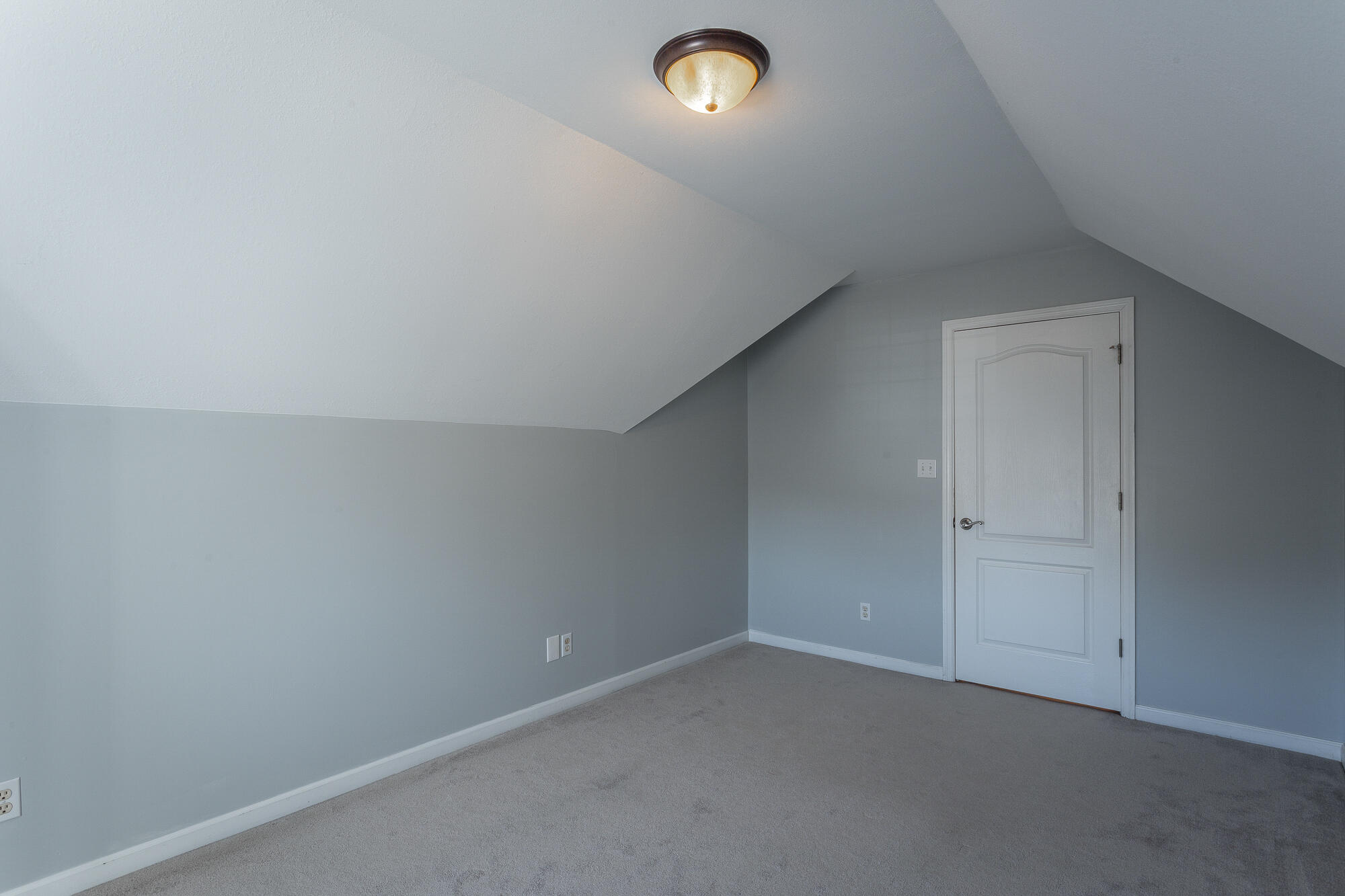 10714 Daffodil Circle