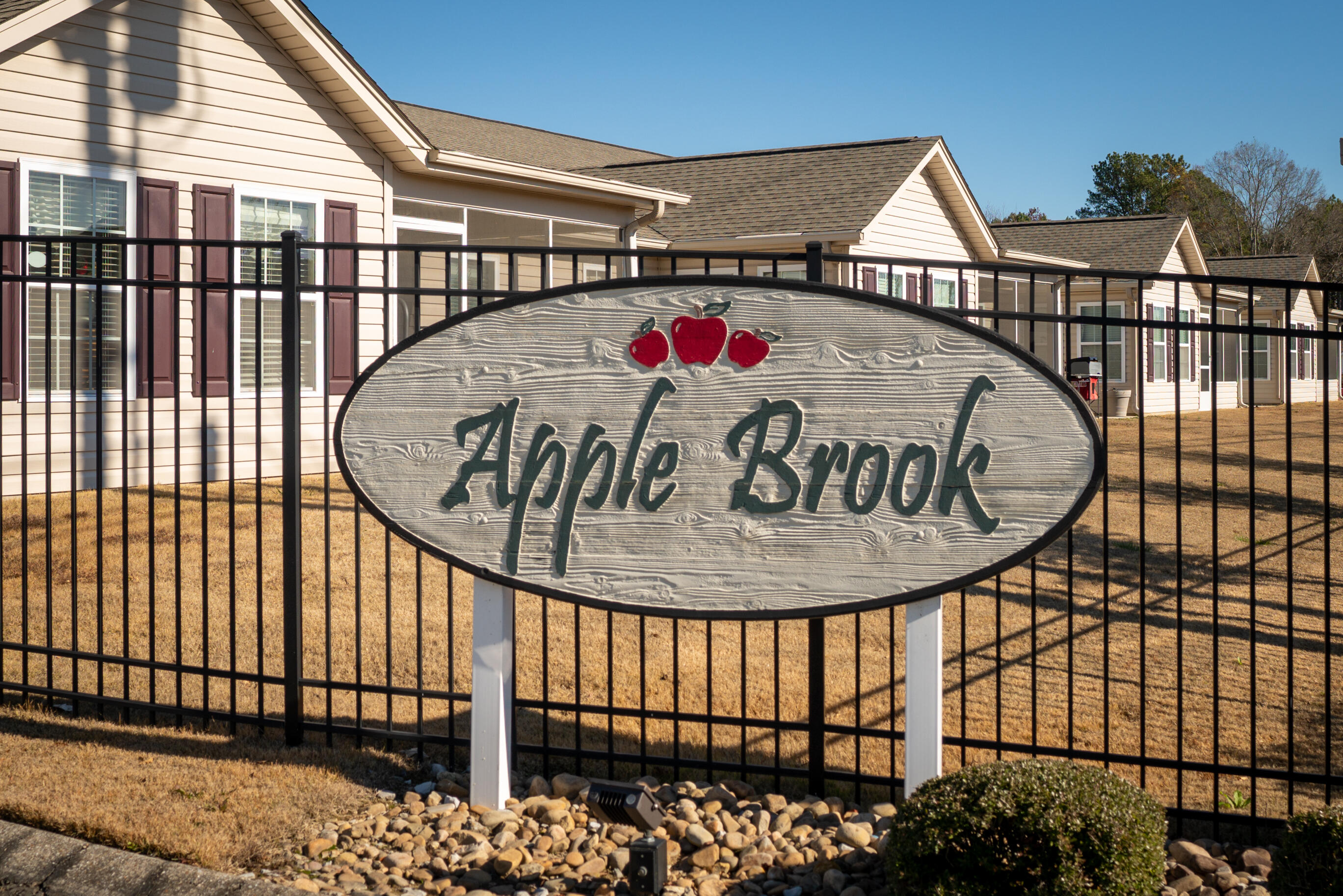 2401 Applebrook Drive