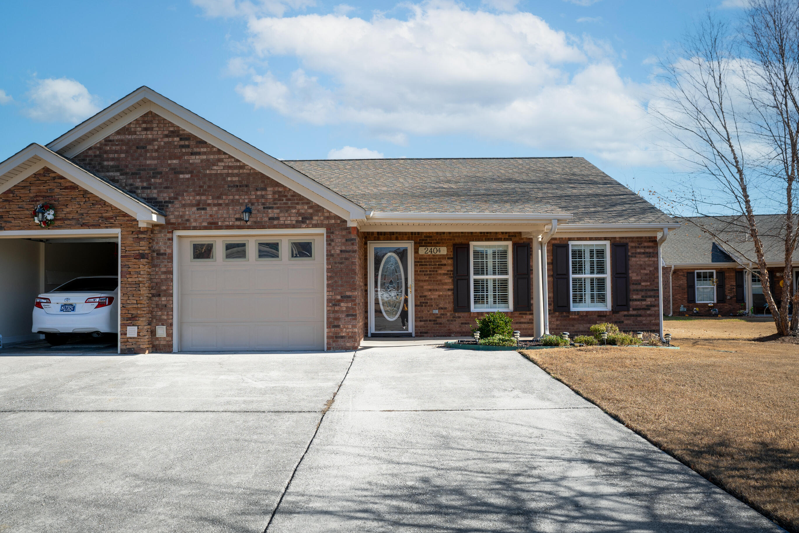 2401 Applebrook Drive