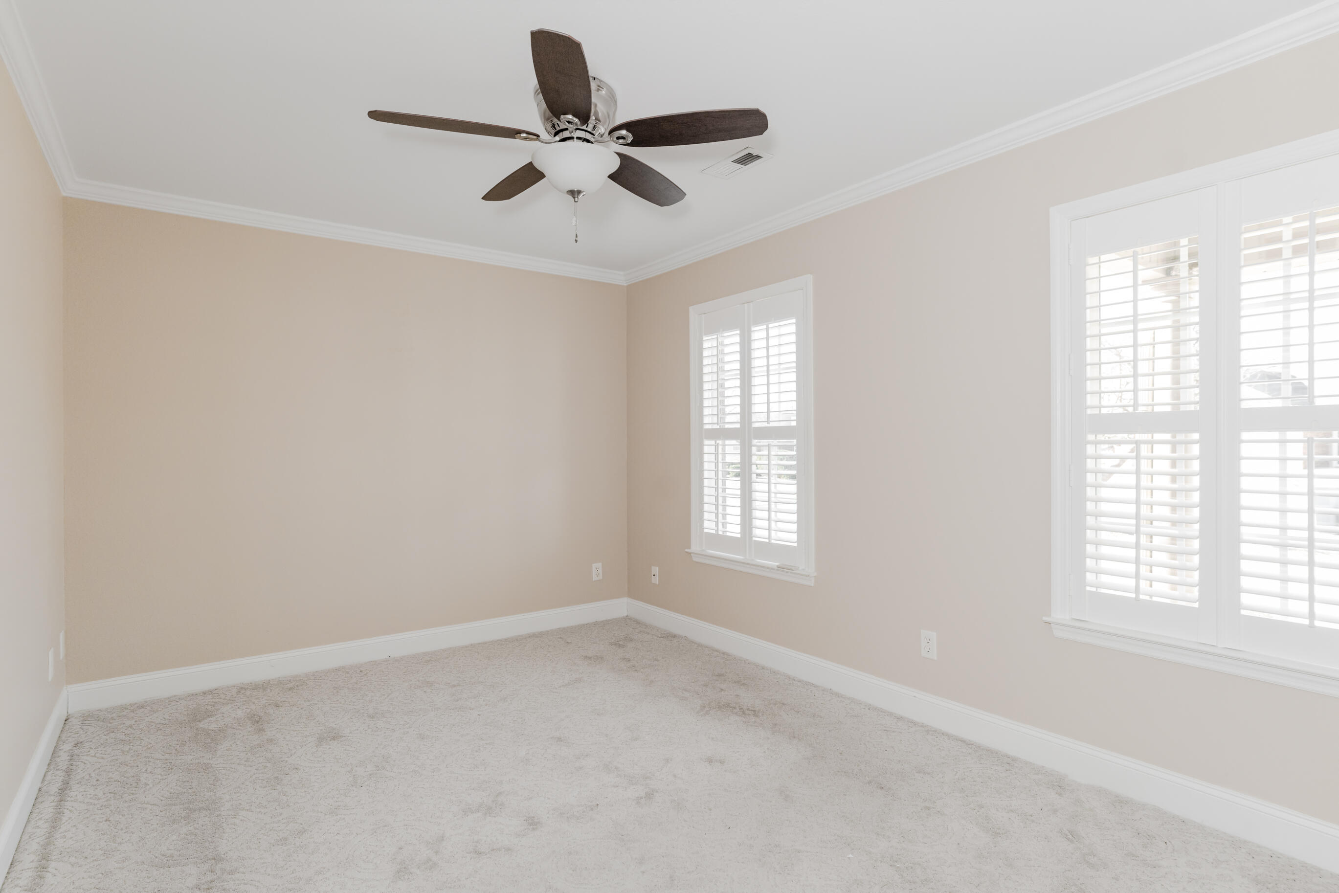 2401 Applebrook Drive