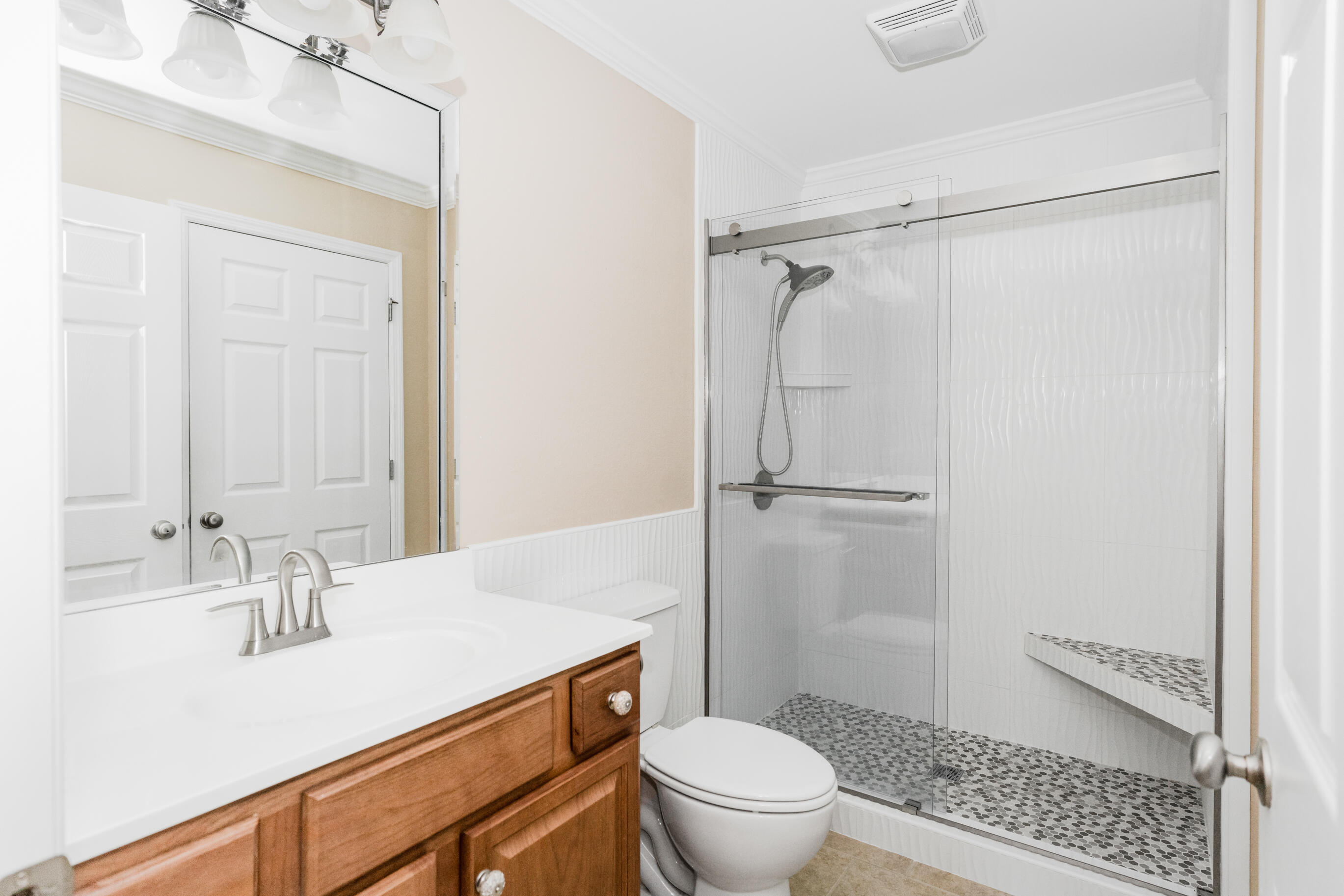 2401 Applebrook Drive