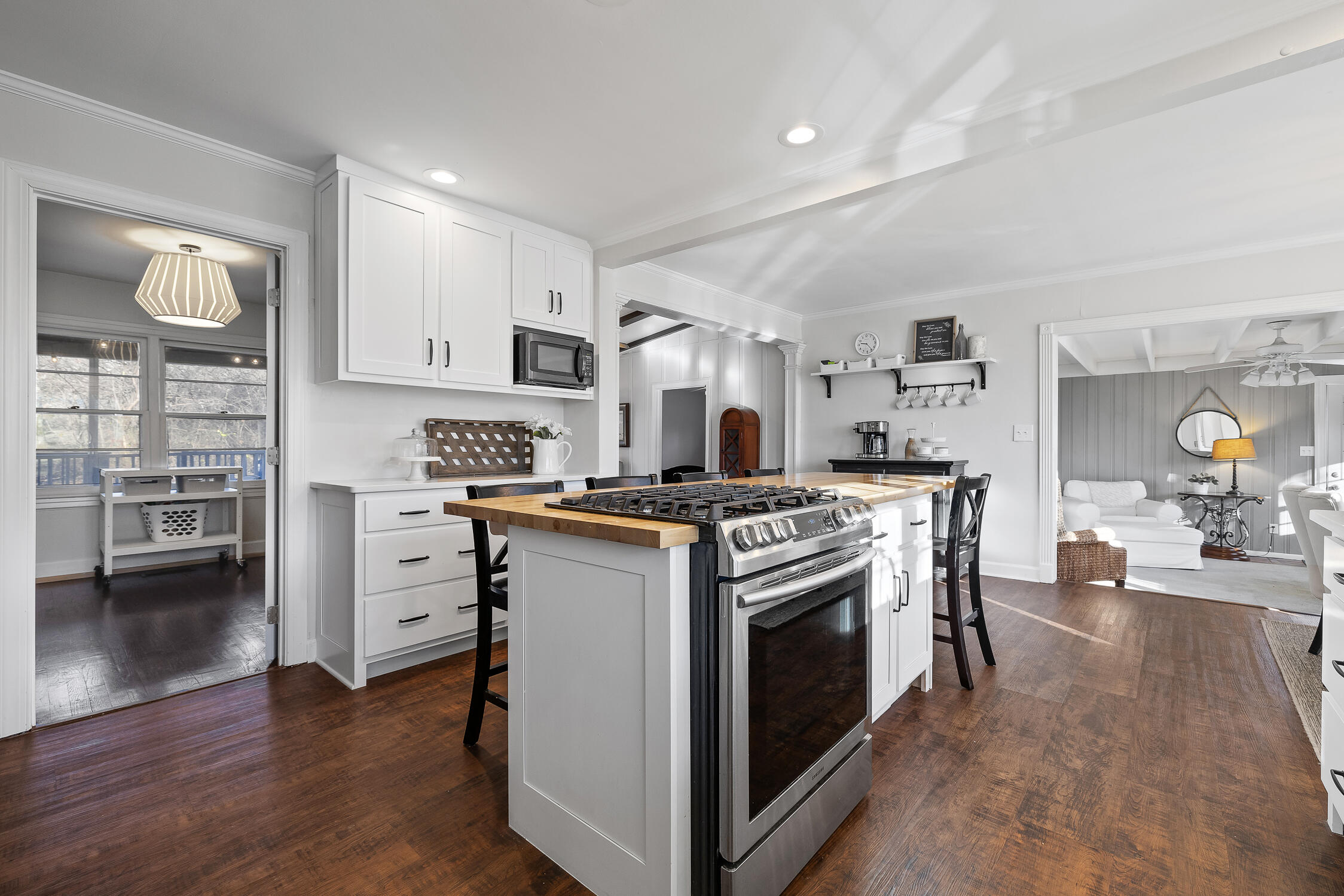 1304 Cinderella Road