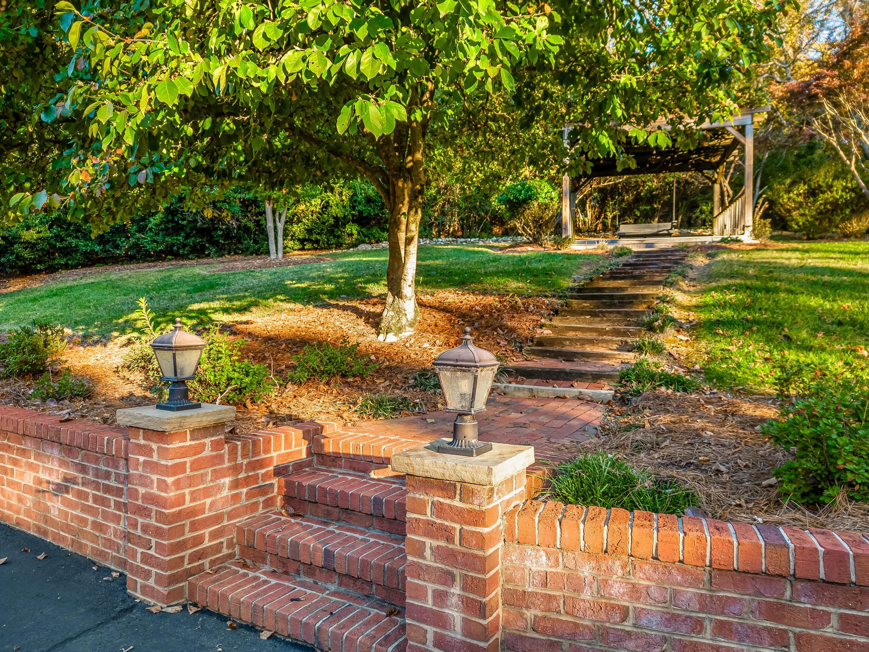 4114 Hamill Road