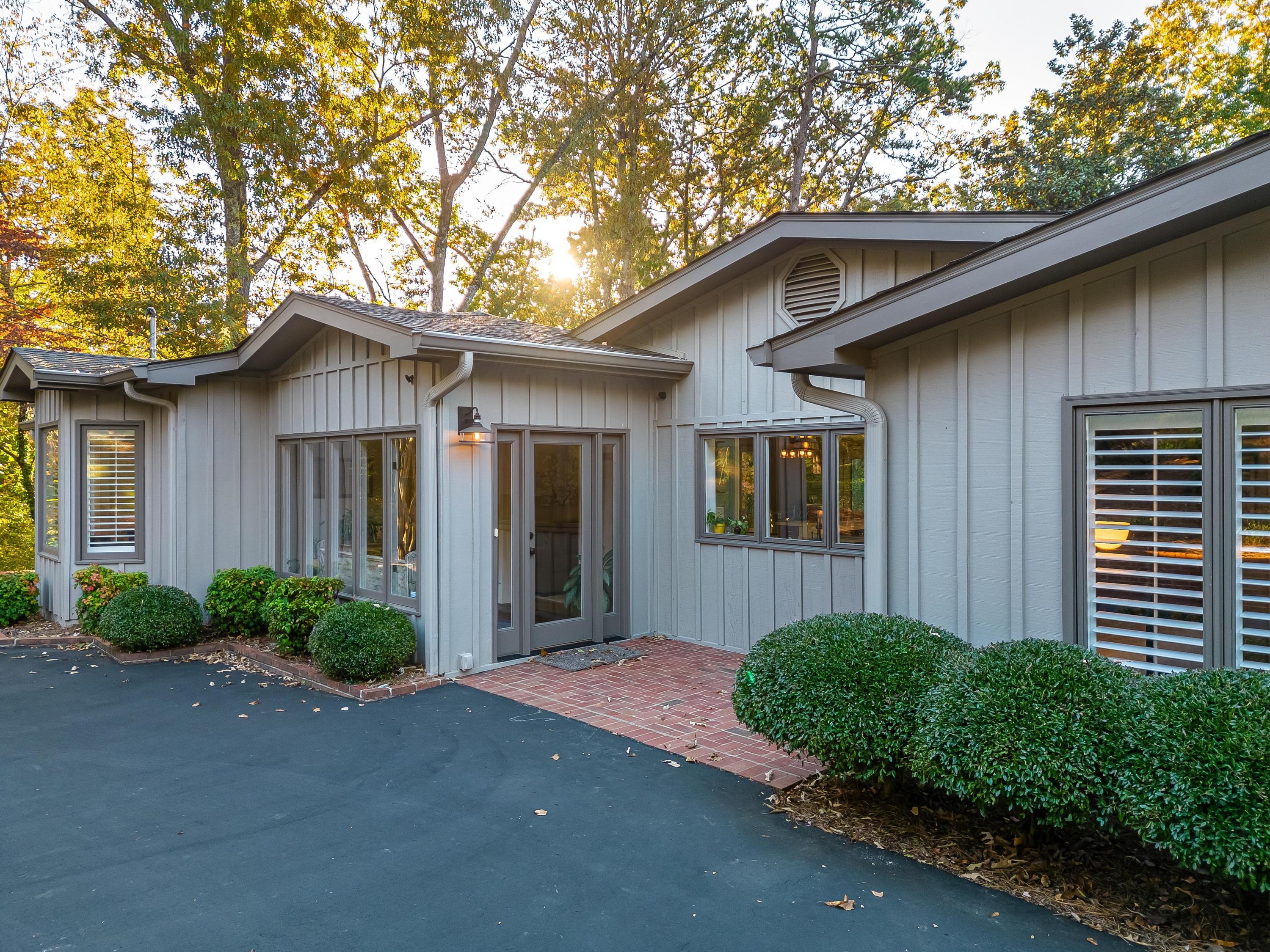 4114 Hamill Road