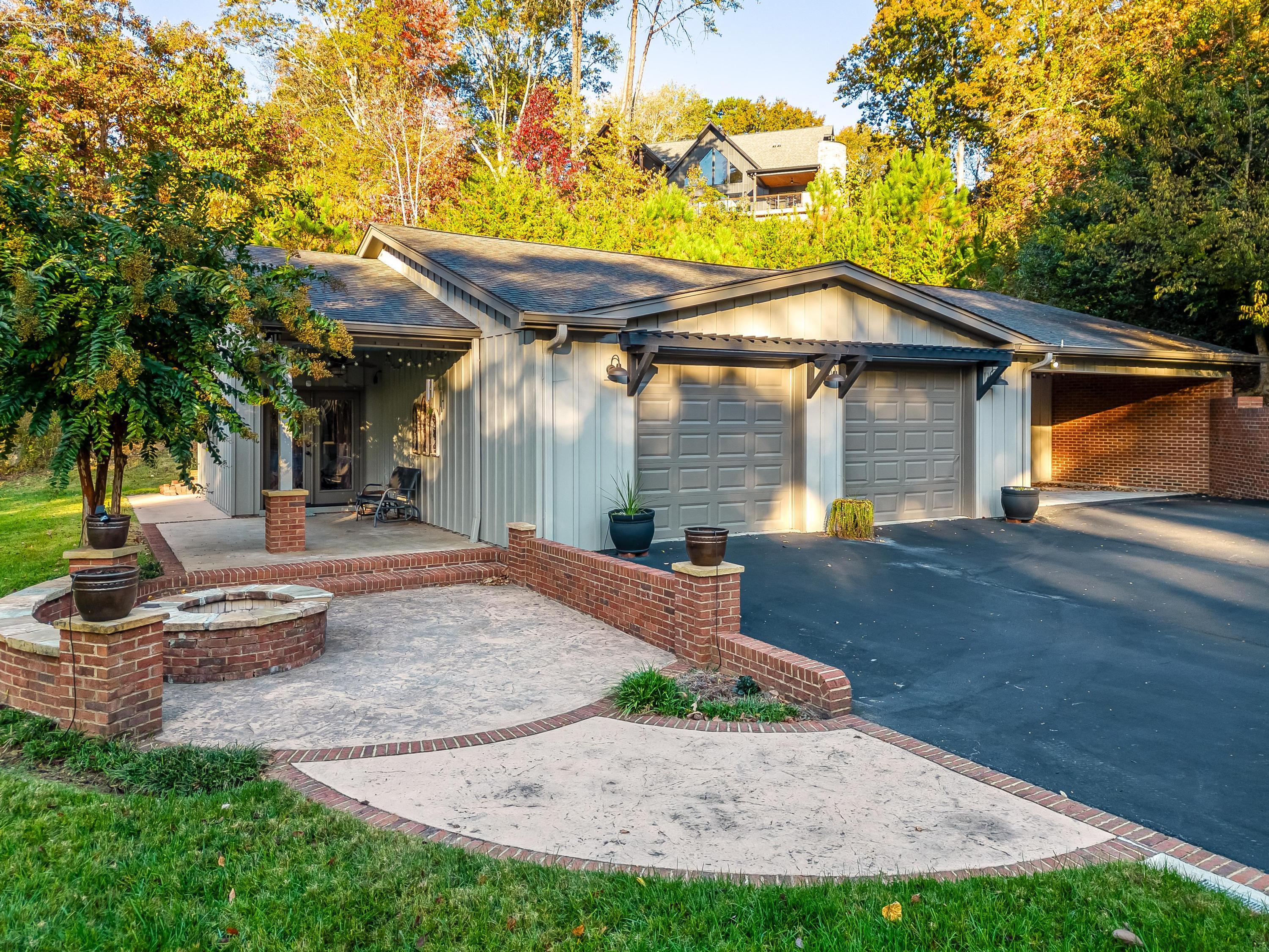 4114 Hamill Road