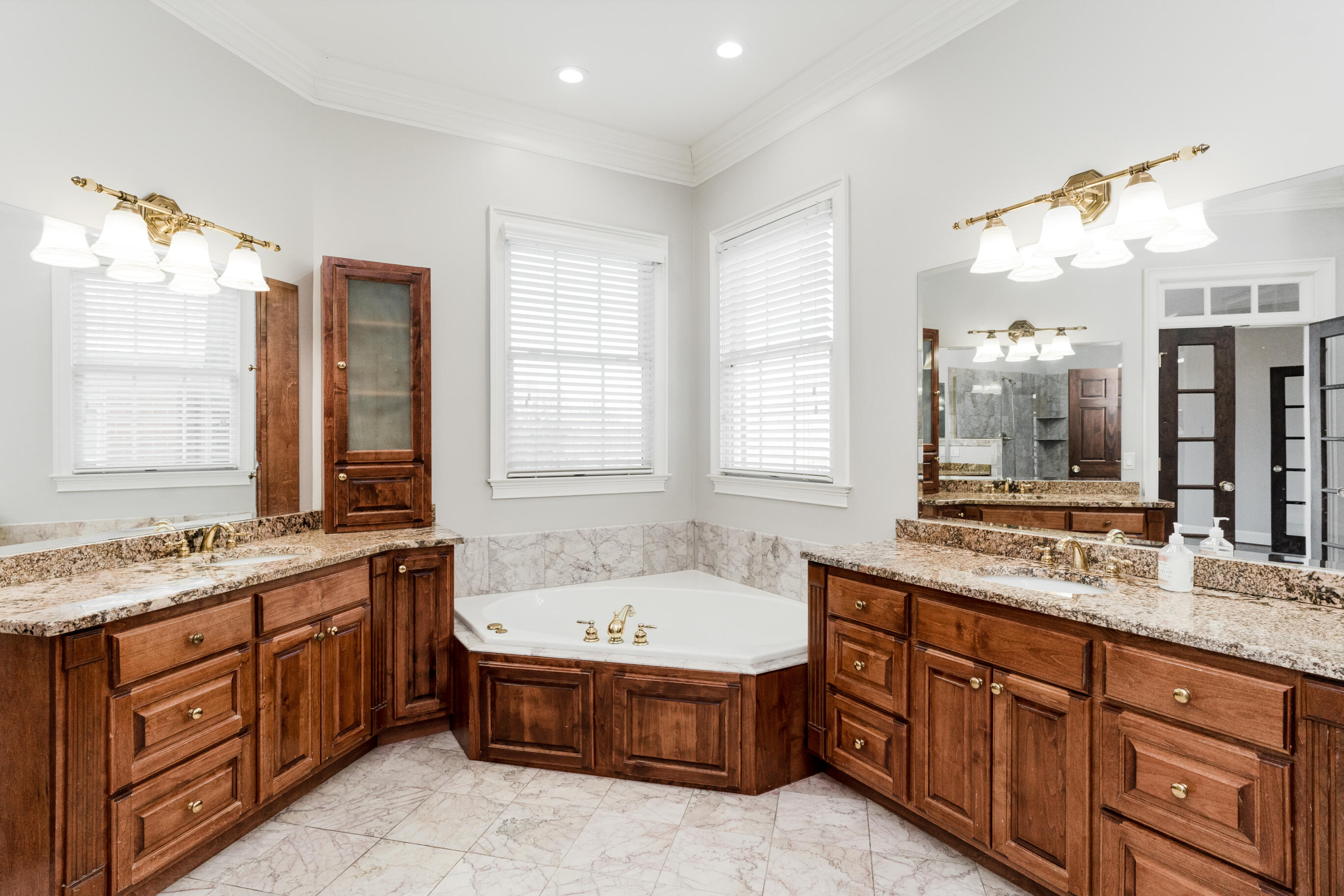 4518 Sailmaker Circle