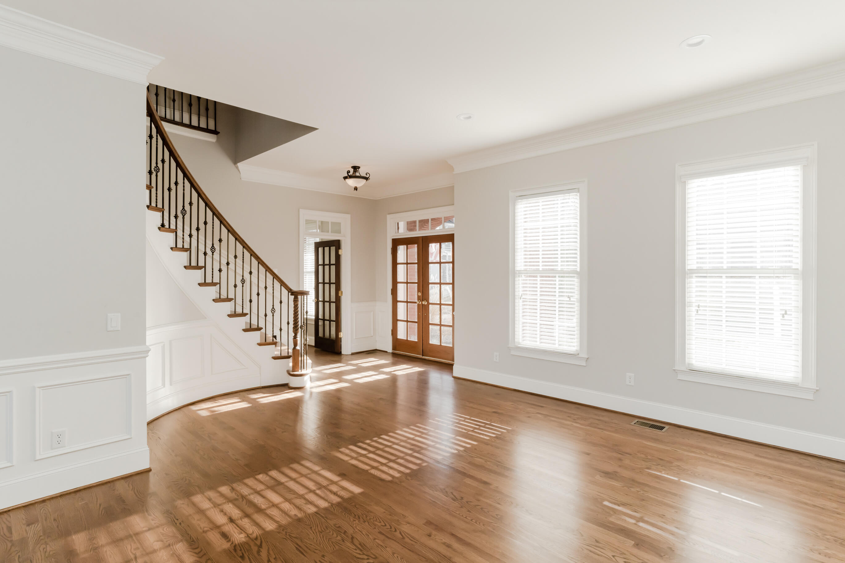 4518 Sailmaker Circle
