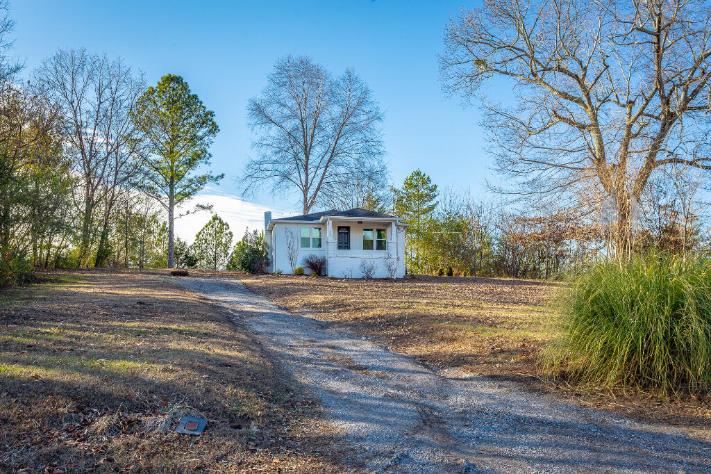 198 Little St