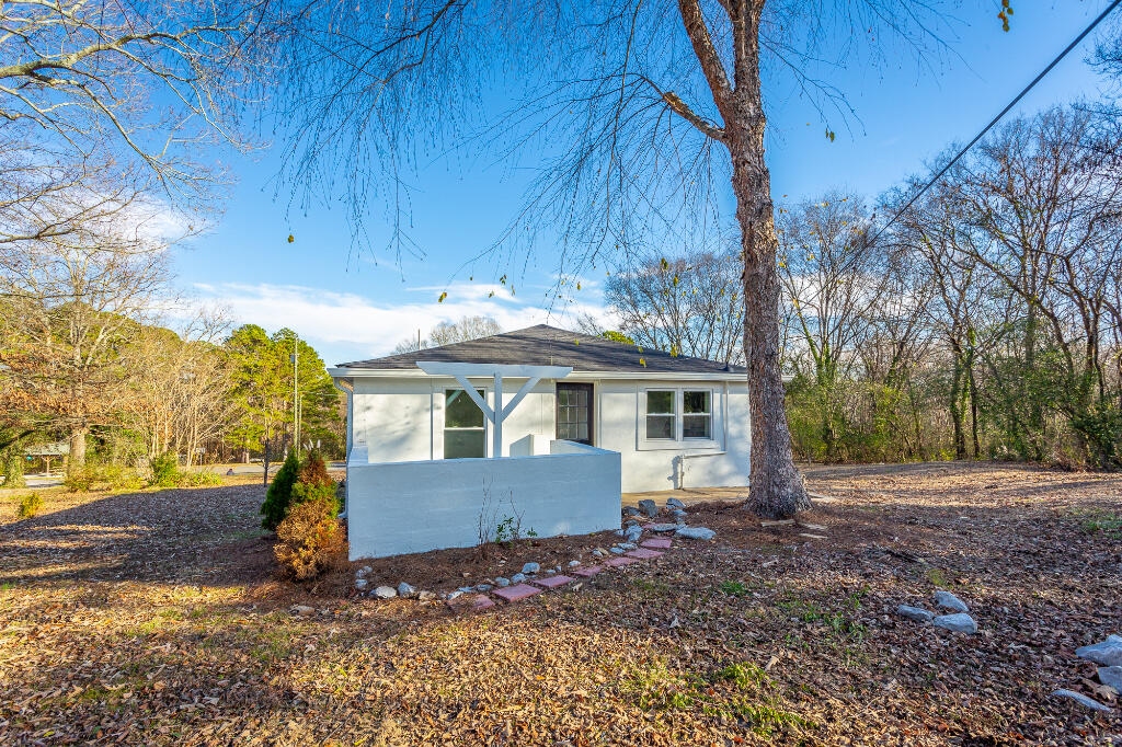198 Little St