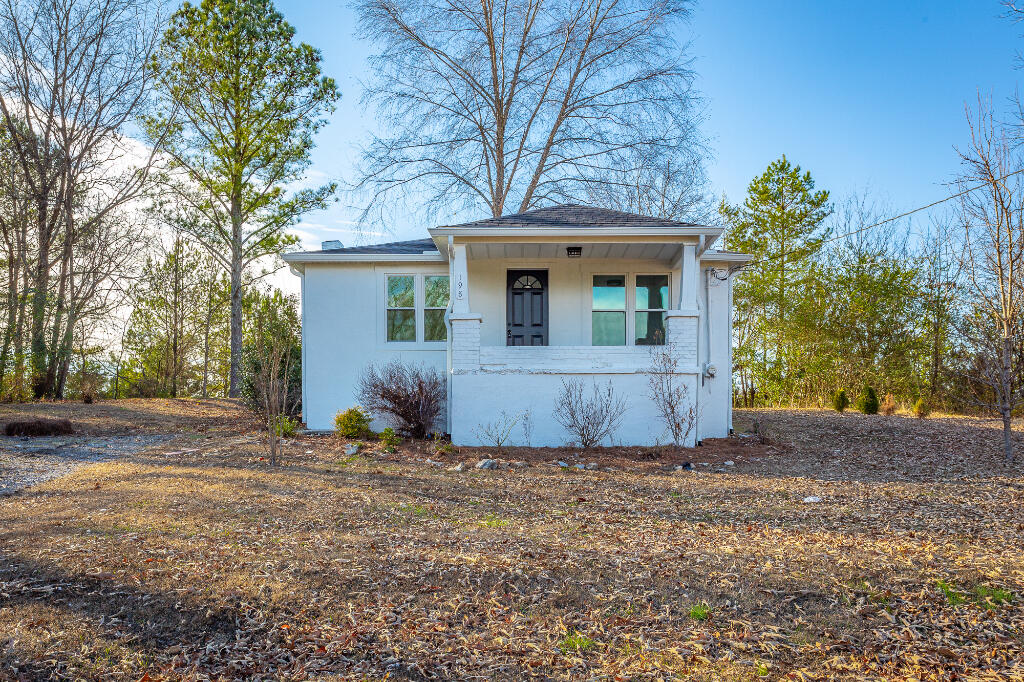 198 Little St
