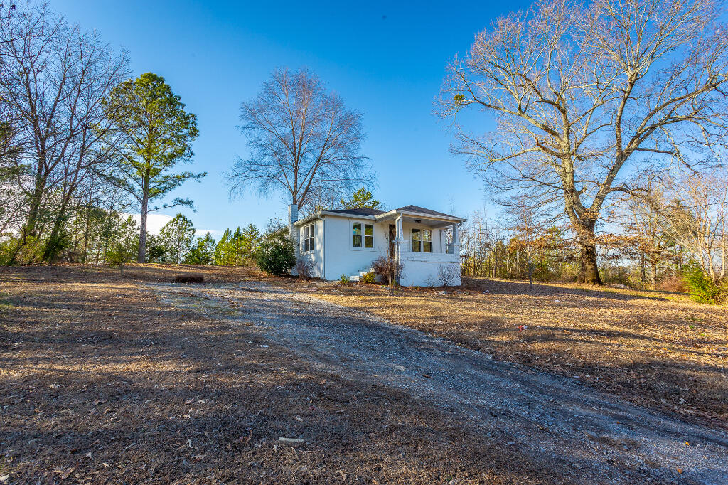 198 Little St