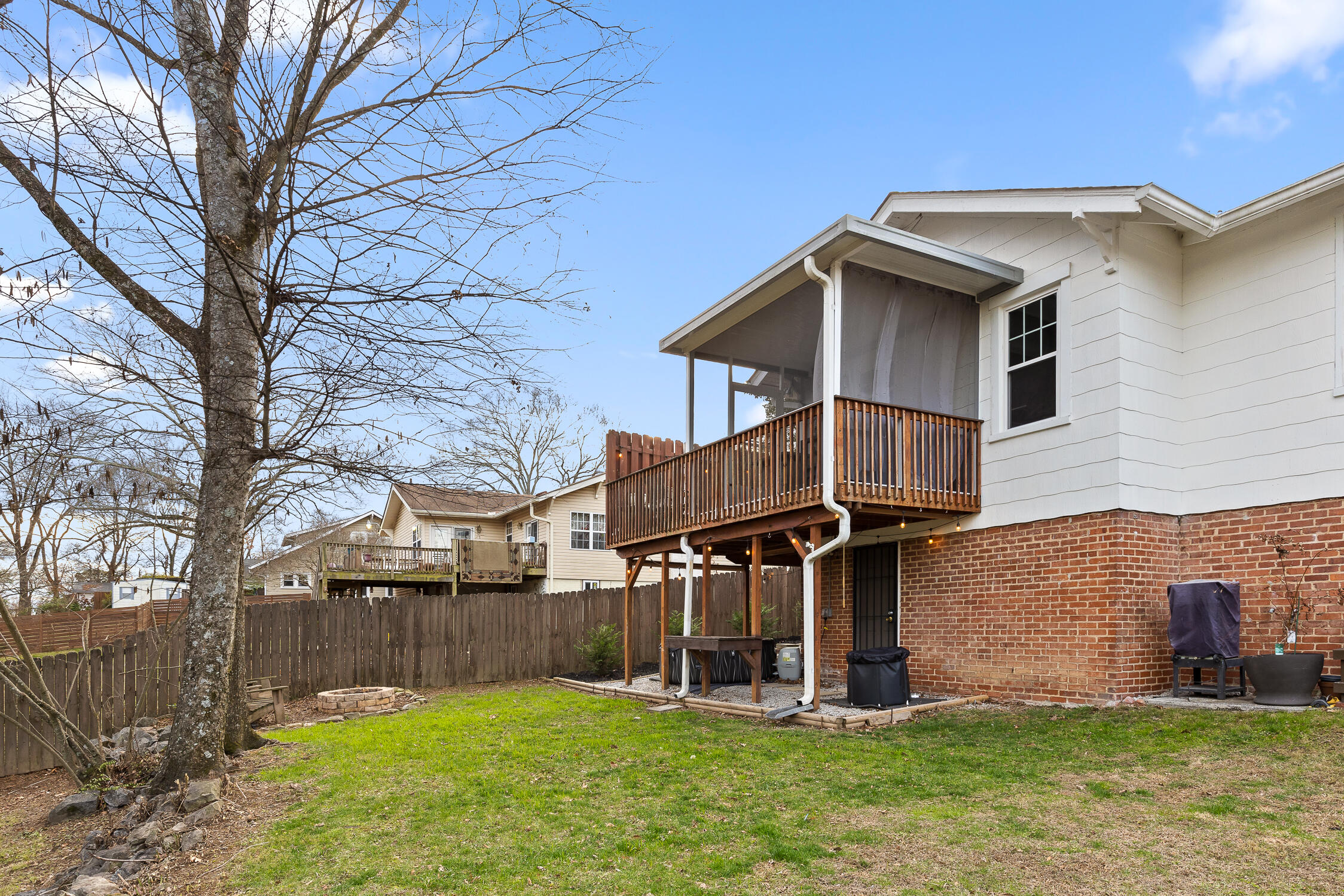 200 Hemphill Ave