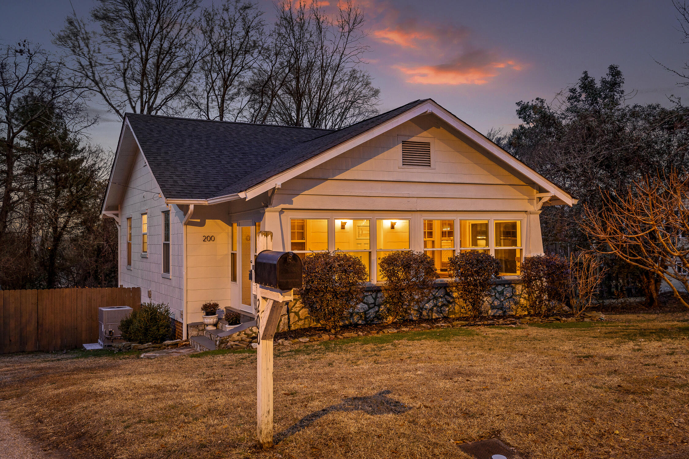 200 Hemphill Ave