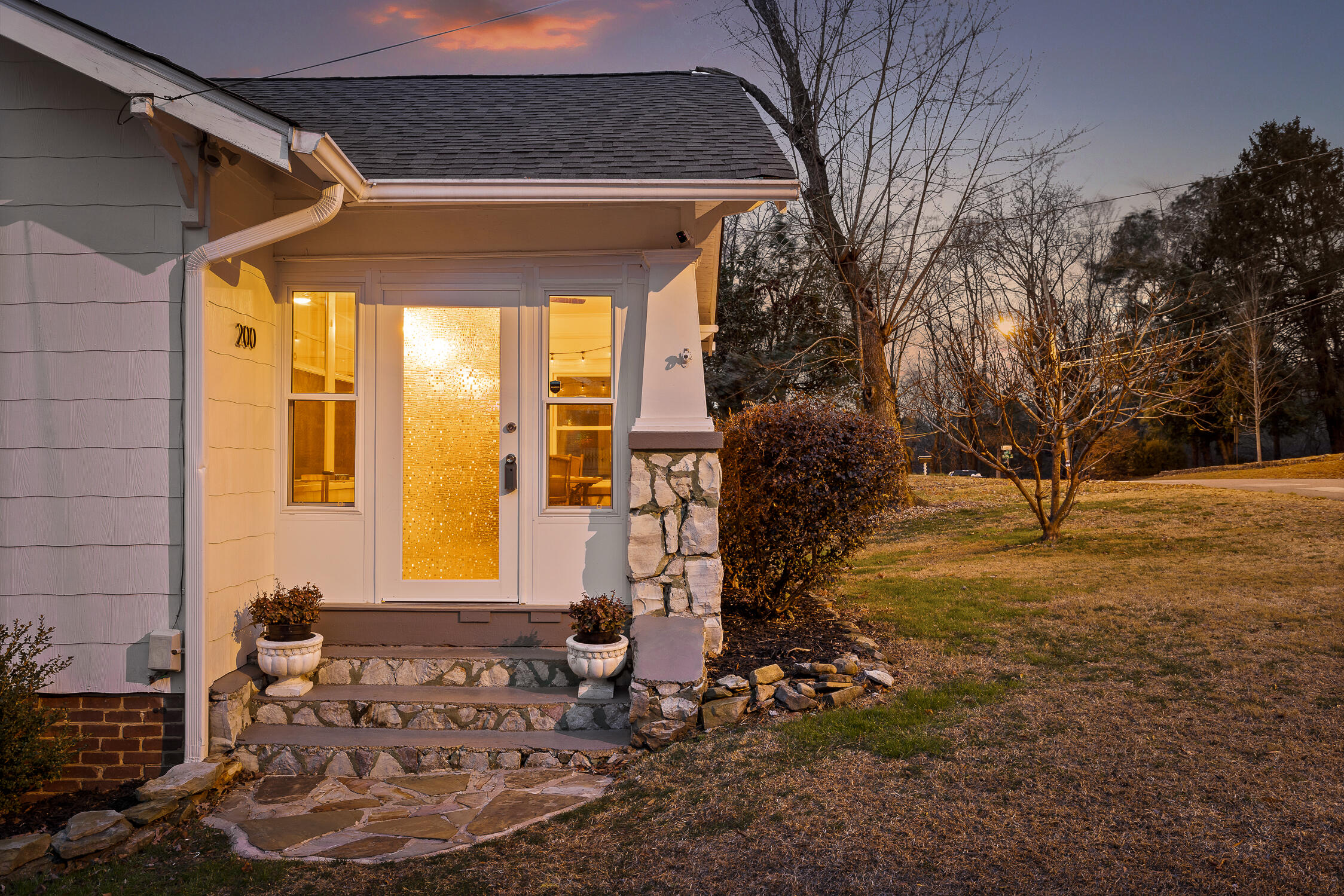 200 Hemphill Ave