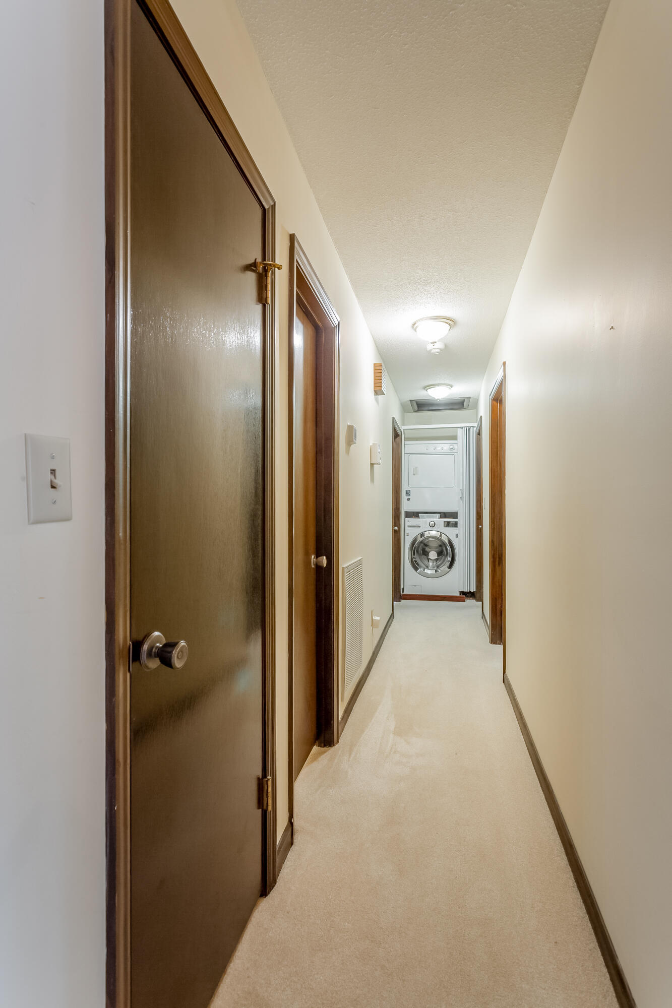 2952 Old Britain Circle