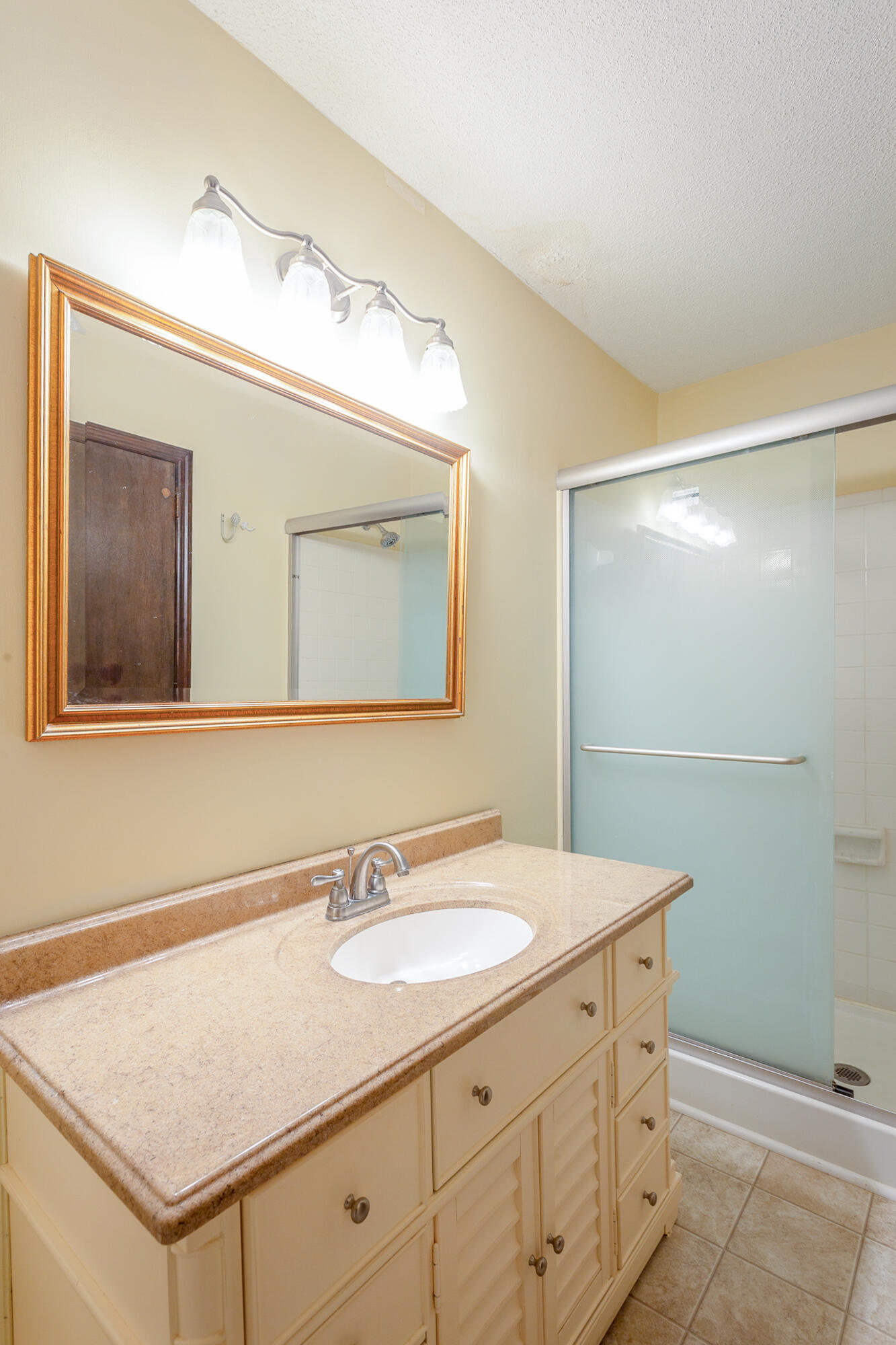 2952 Old Britain Circle