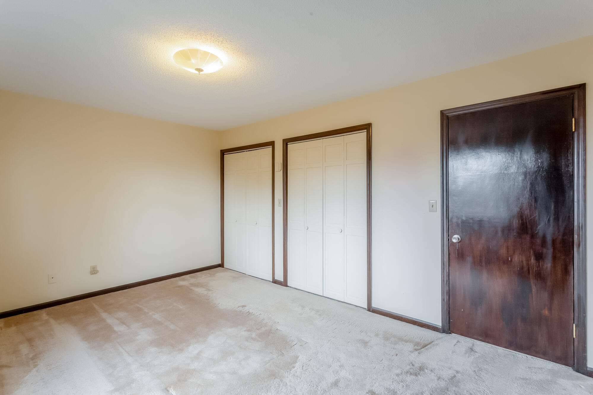 2952 Old Britain Circle
