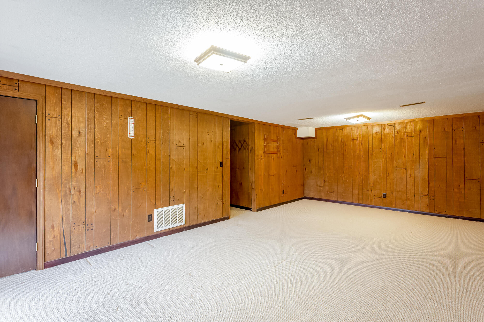 2952 Old Britain Circle