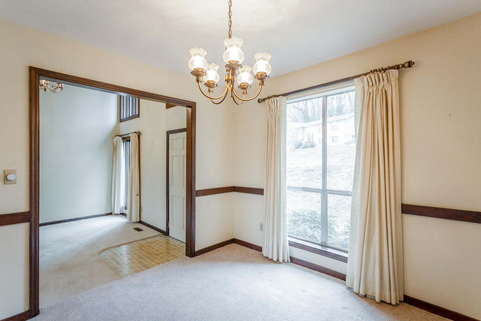 2952 Old Britain Circle