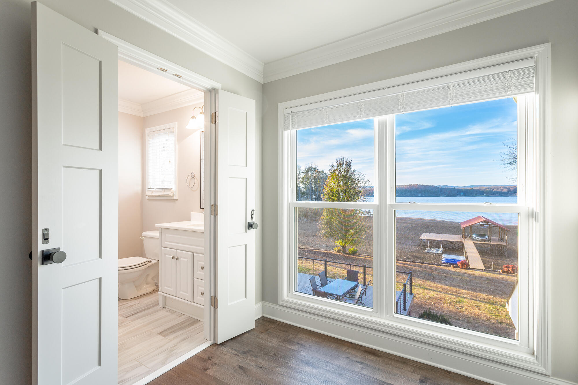 5701 Island View Drive