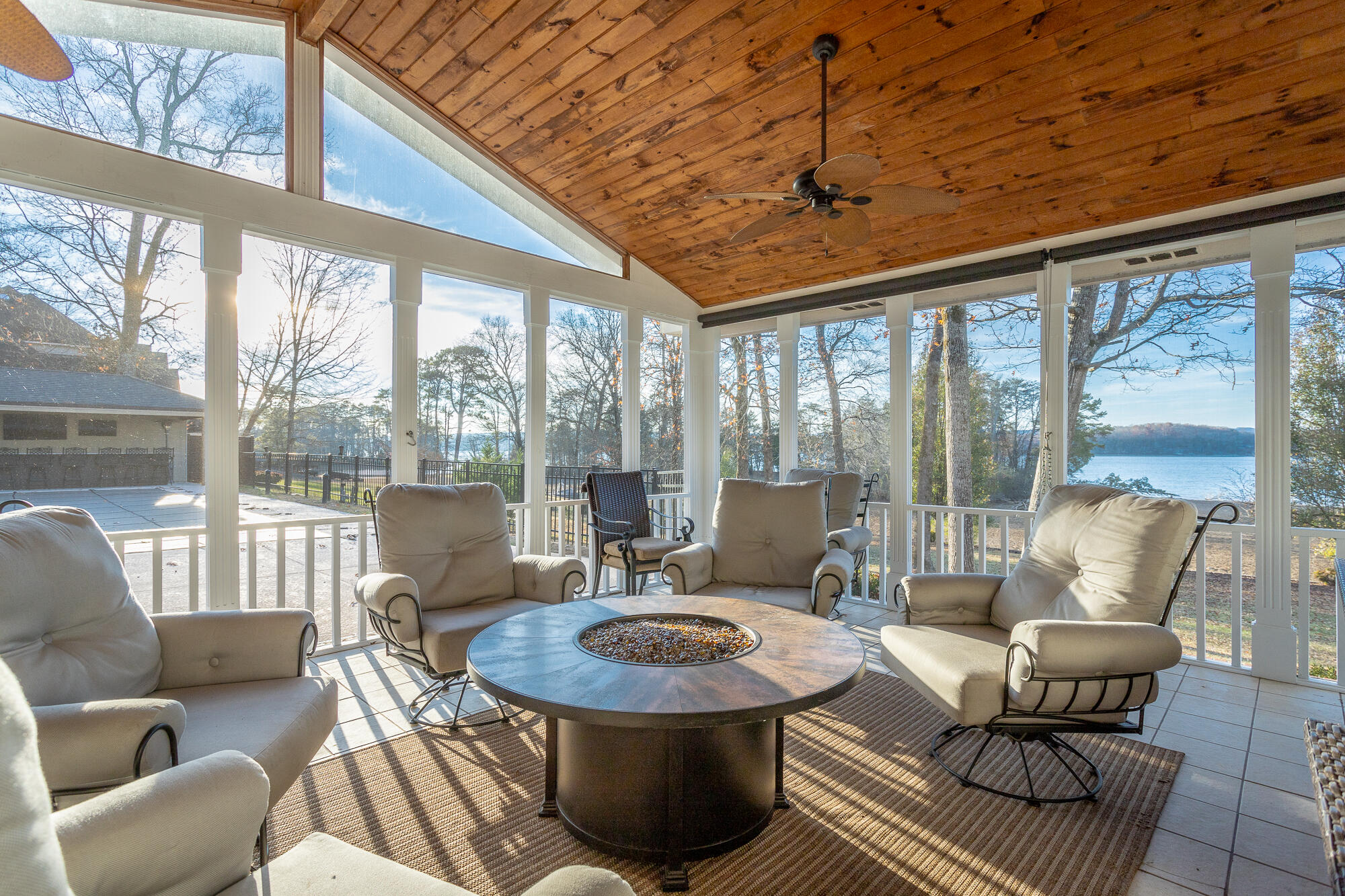 5701 Island View Drive